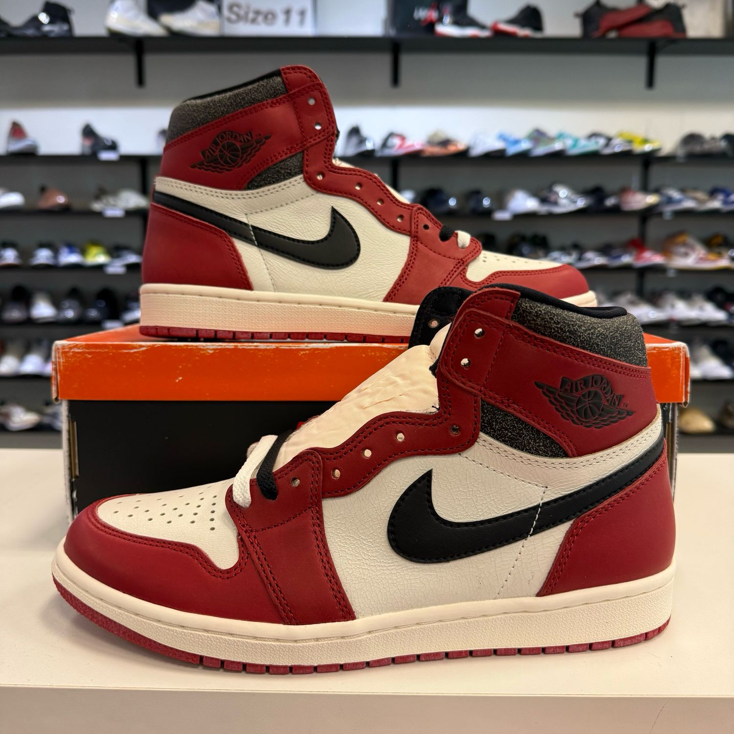 NEW AIR JORDAN 1 CHICAGO LOST AND FOUND