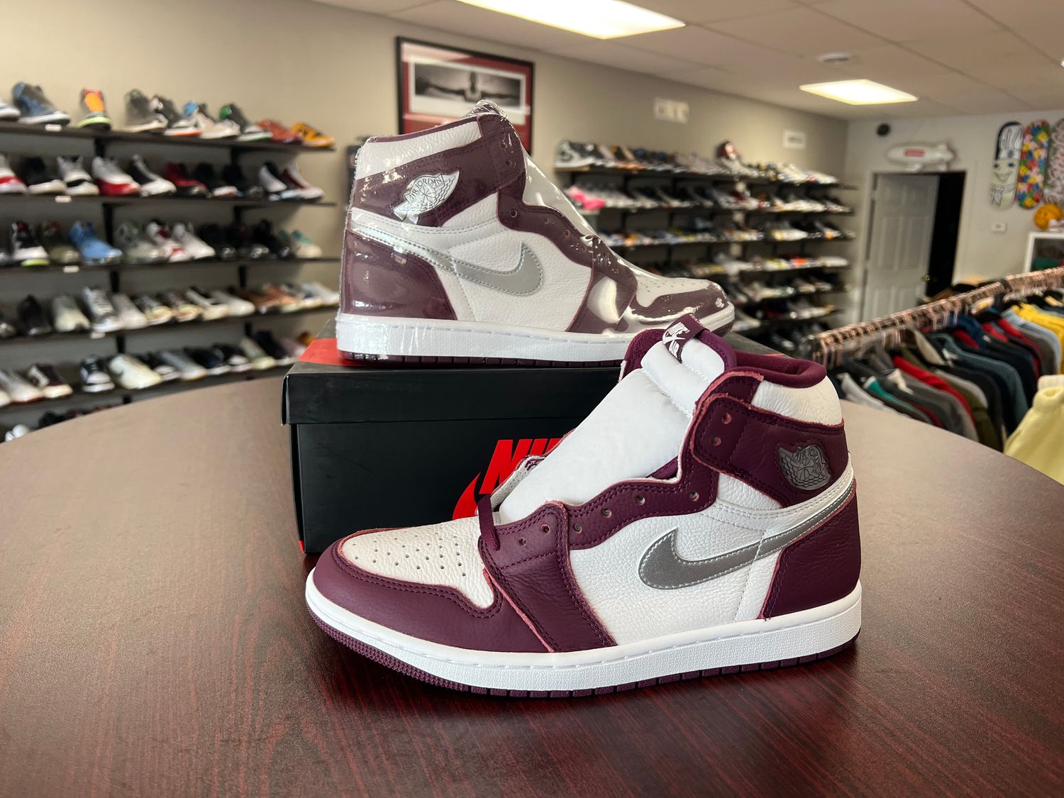NEW AIR JORDAN 1 BORDEAUX