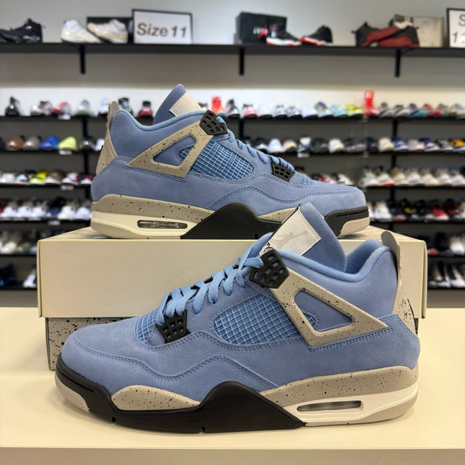 NEW AIR JORDAN 4 UNIVERSITY BLUE