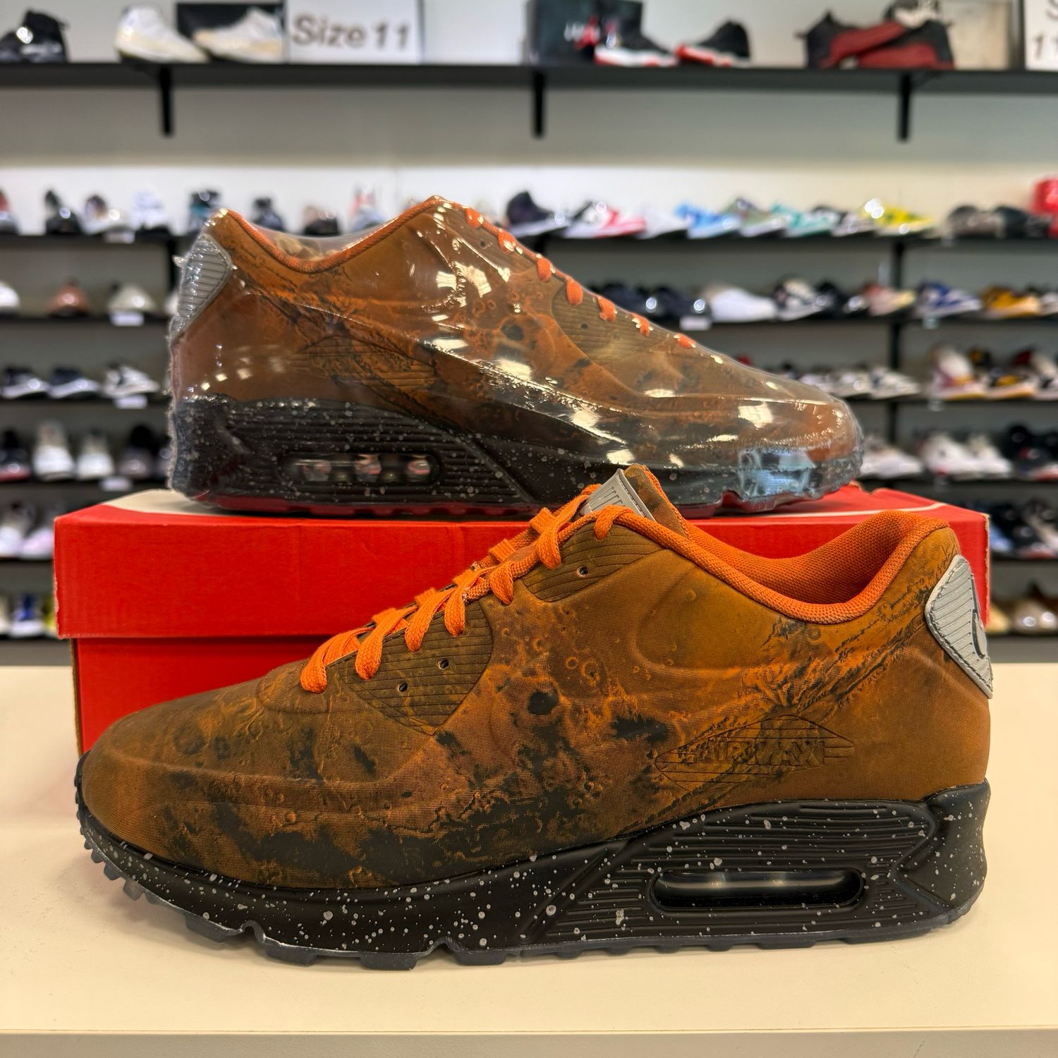NEW NIKE AIR MAX 90 MARS LANDING