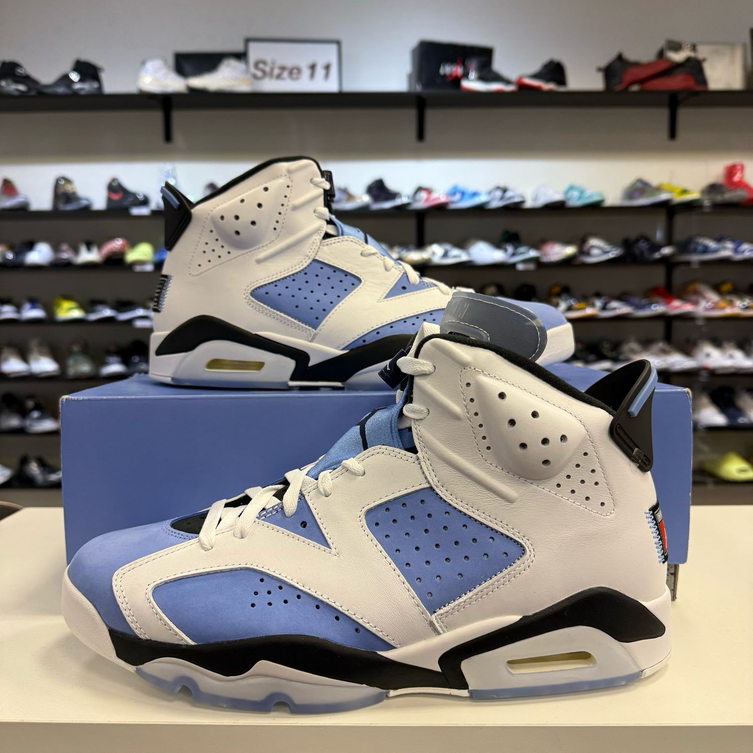 NEW AIR JORDAN 6 UNC 2022