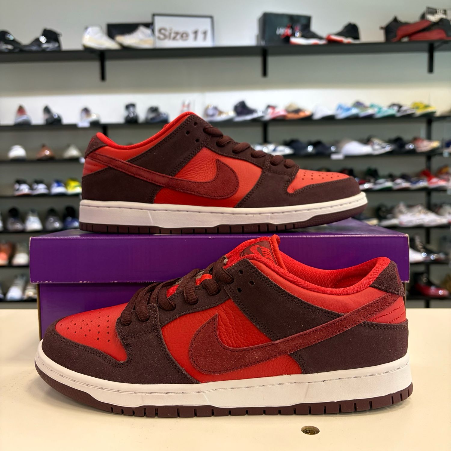 NEW NIKE SB DUNK LOW CHERRY