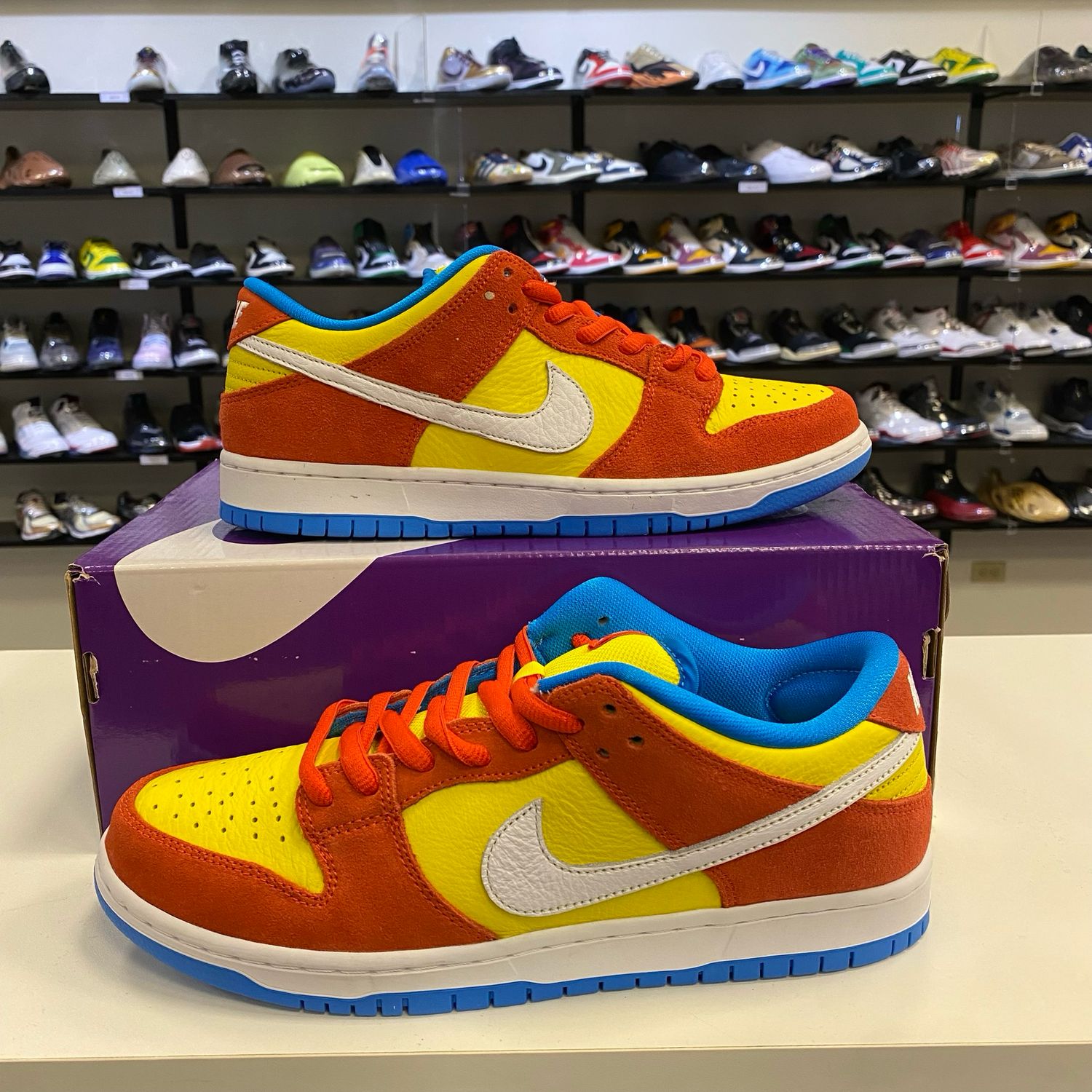 NEW NIKE SB DUNK LOW BART SIMPSON
