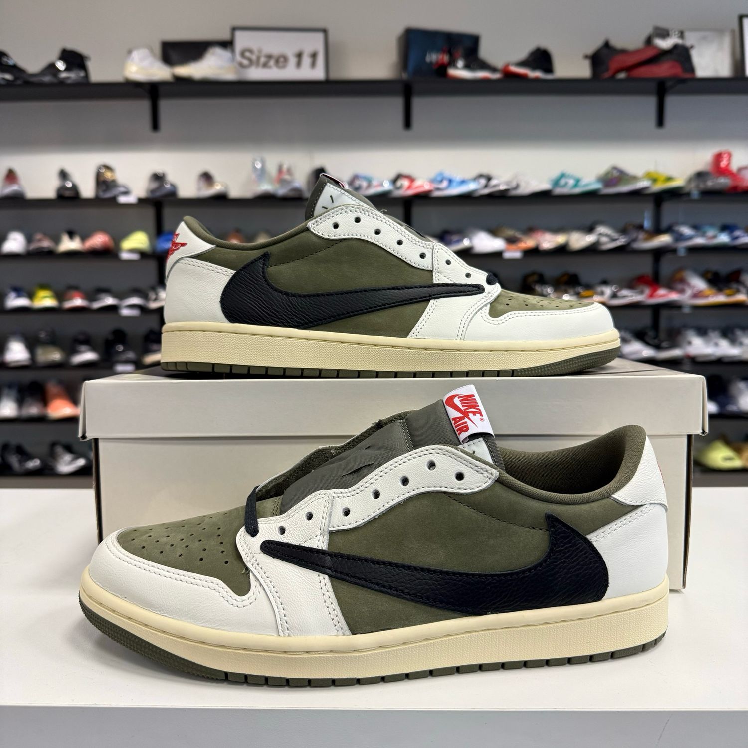 NEW AIR JORDAN 1 LOW TRAVIS SCOTT MEDIUM OLIVE