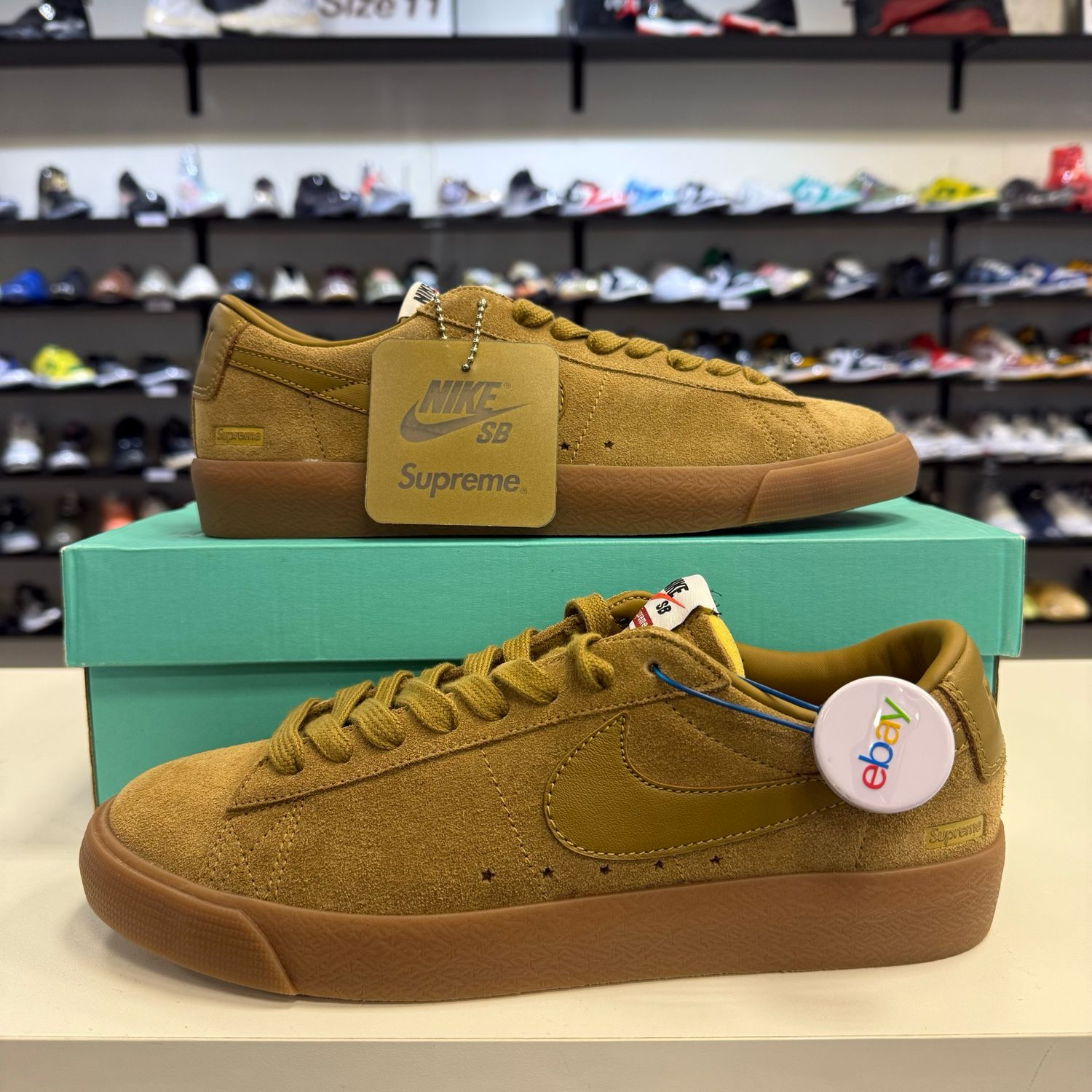 NEW NIKE SB BLAZER LOW SUPREME GOLDEN BEIGE (EB)