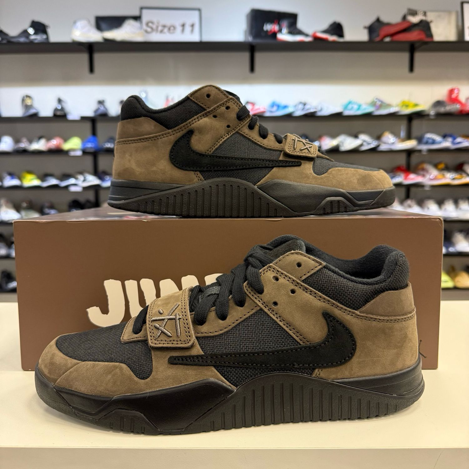 NEW AIR JORDAN JUMPMAN JACK TR TRAVIS SCOTT DARK MOCHA