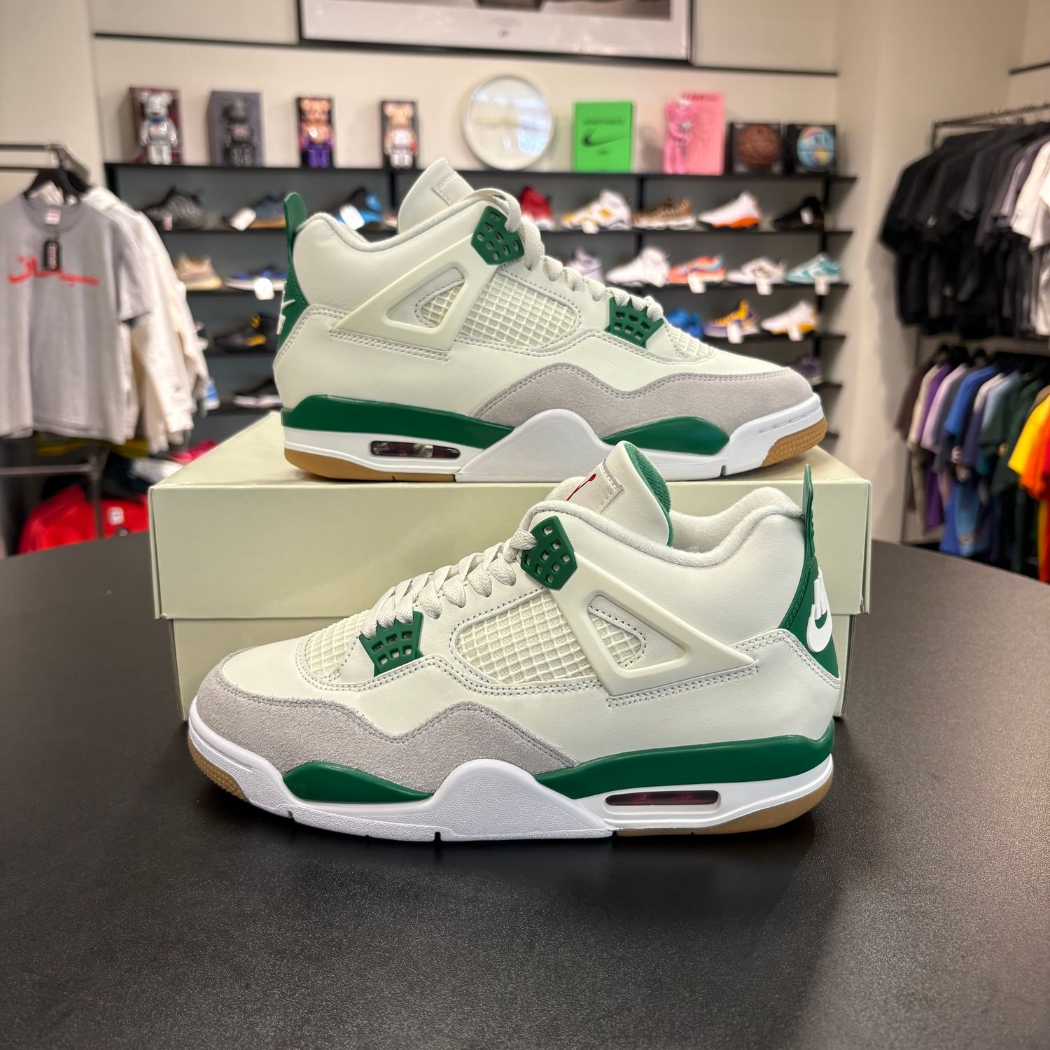 NEW AIR JORDAN 4 SB PINE GREEN
