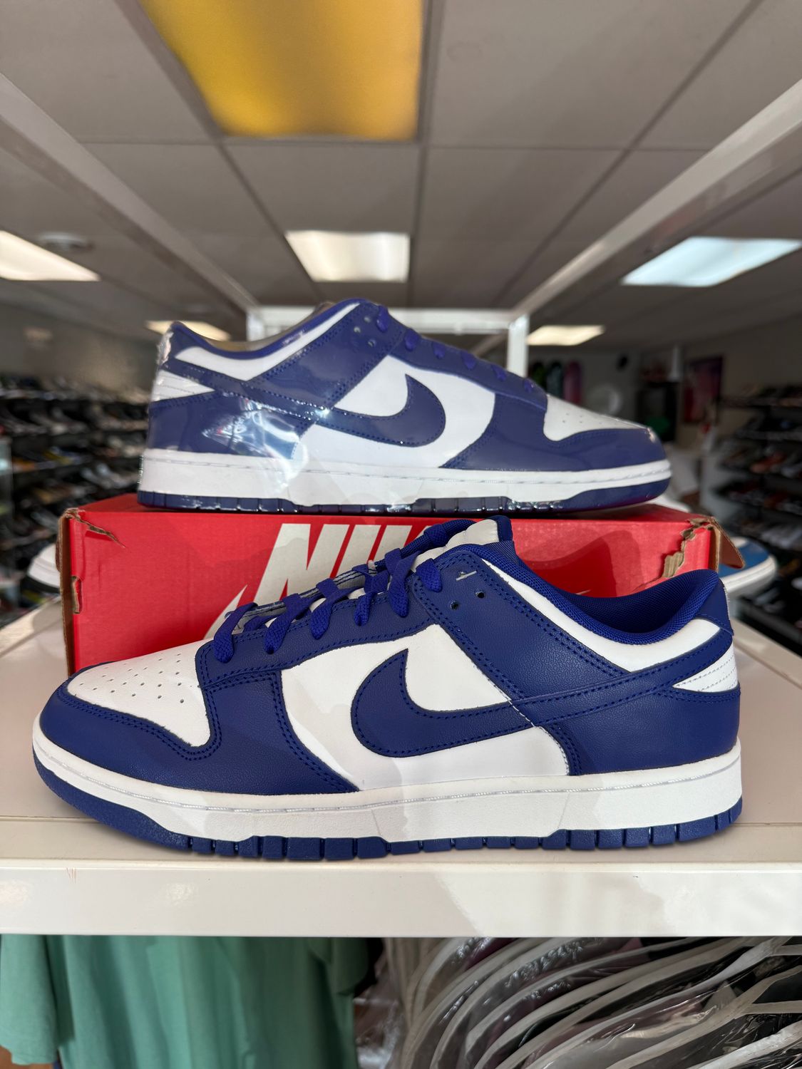 NEW NIKE DUNK LOW CONCORD