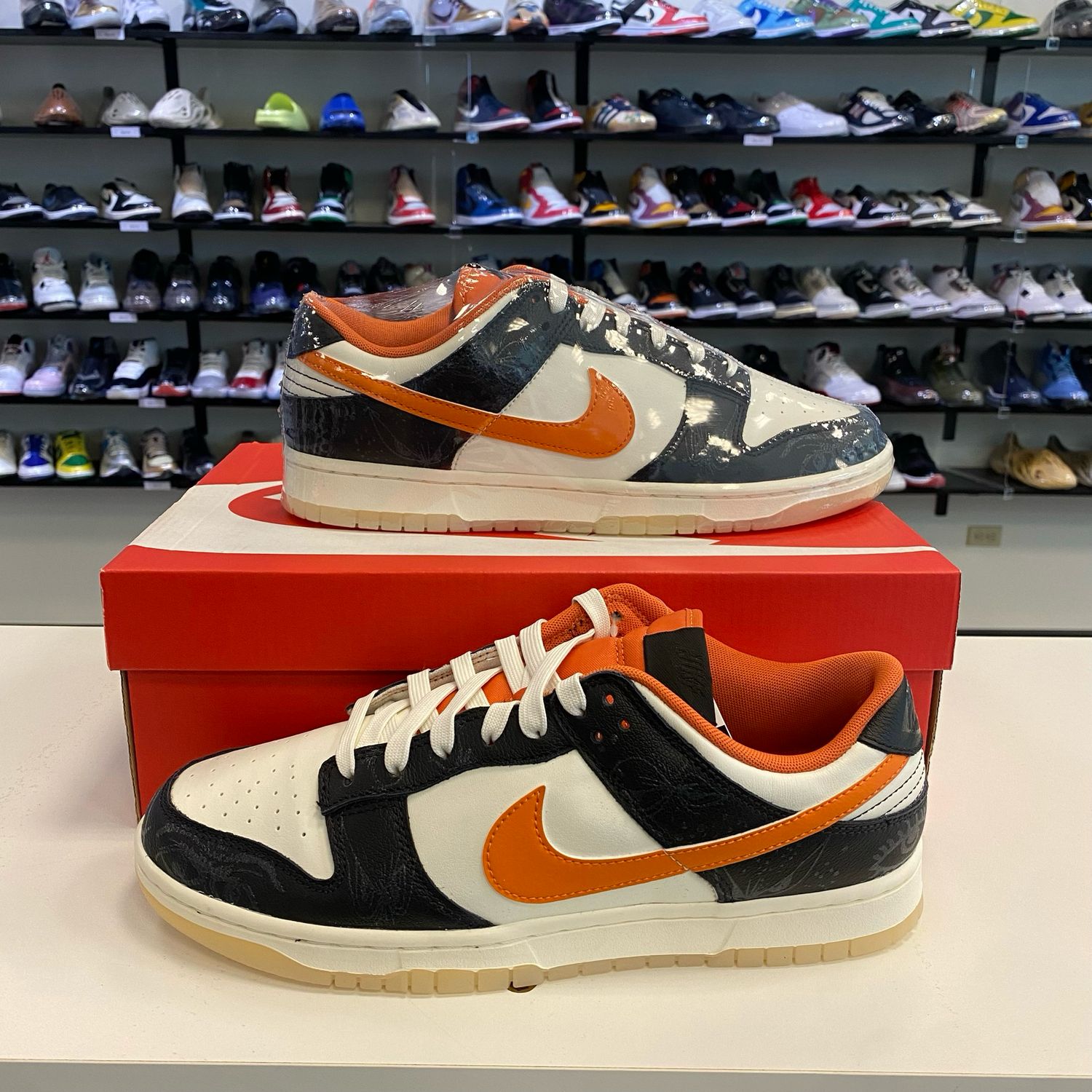 NEW NIKE DUNK LOW PRM HALLOWEEN (2021)