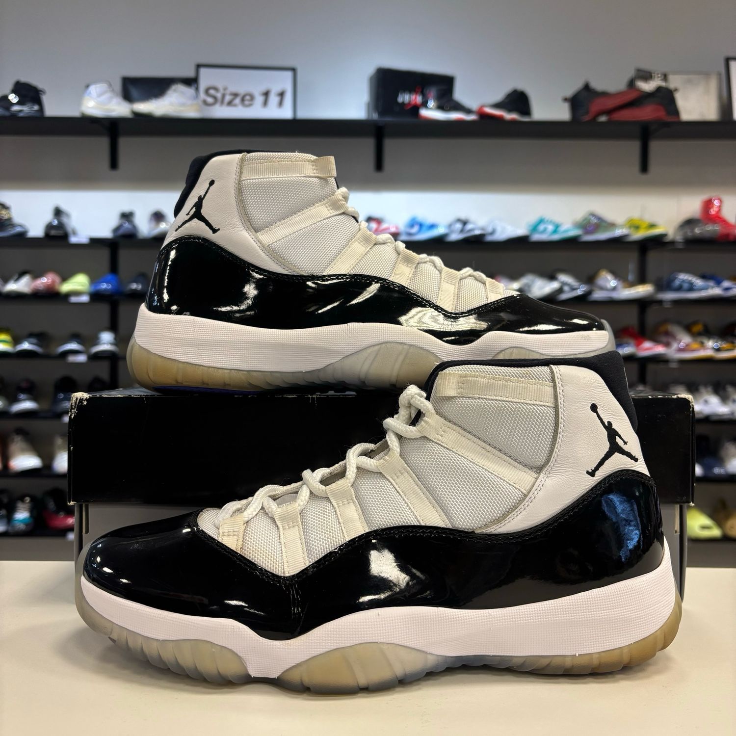 PO AIR JORDAN 11 RETRO CONCORD (2018) SIZE 11.5