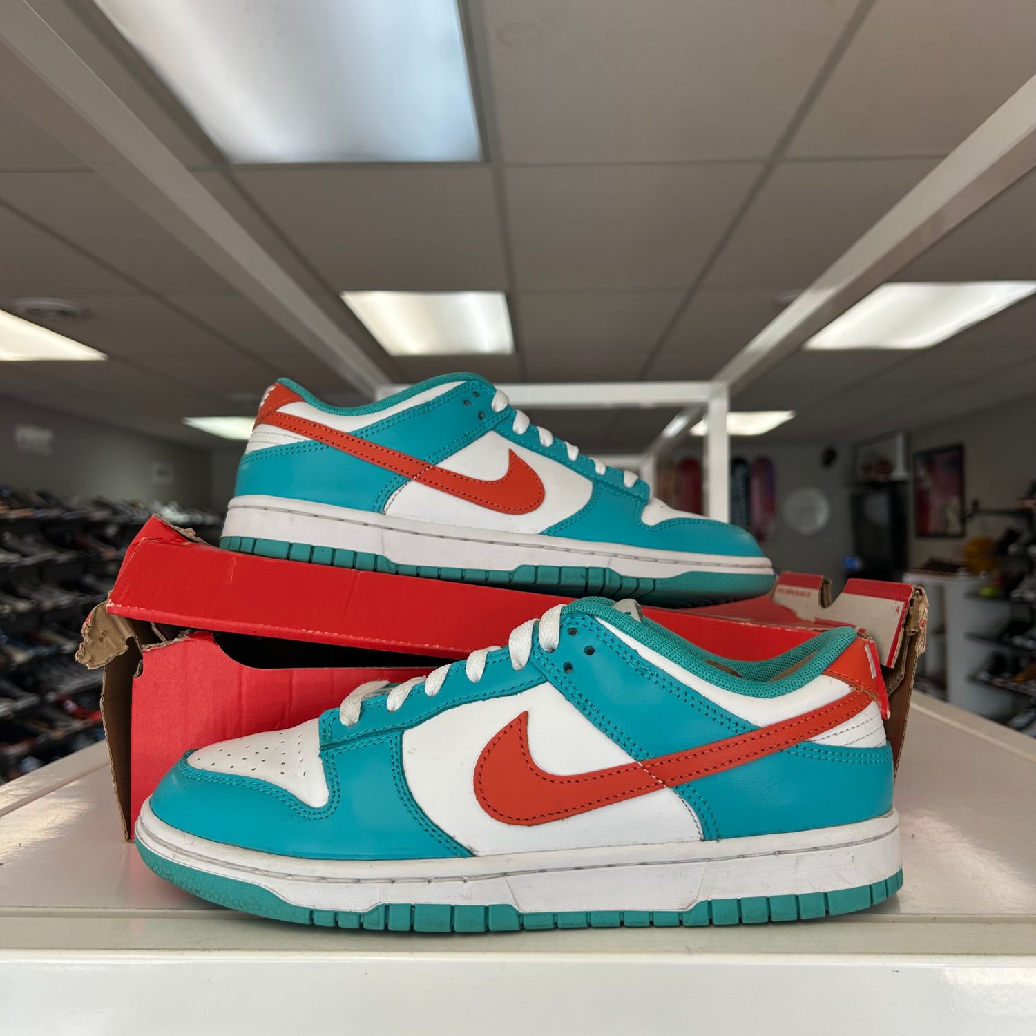 PO NIKE DUNK LOW MIAMI DOLPHINS SIZE 8