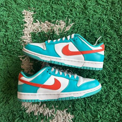 PO NIKE DUNK LOW MIAMI DOLPHINS SX SIZE 8