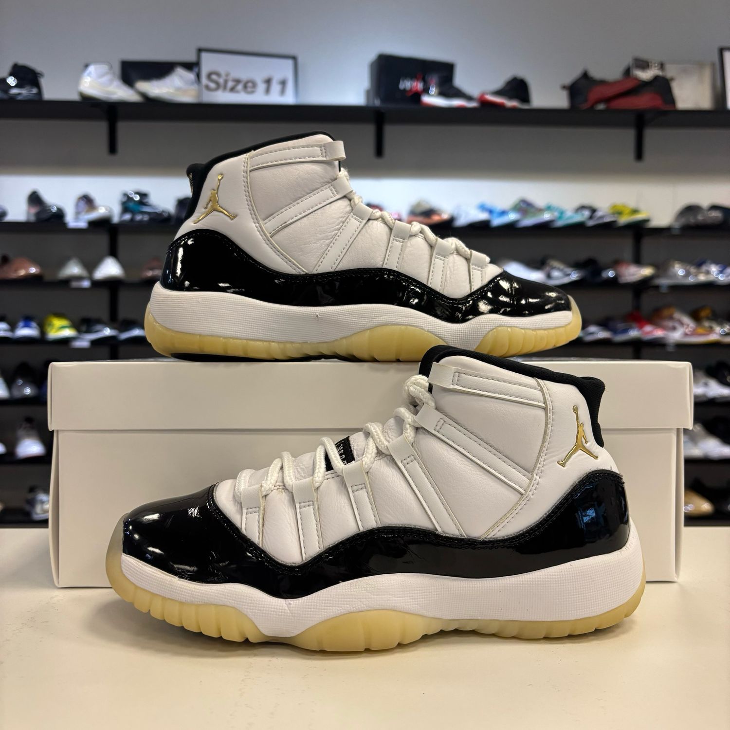 PO NB AIR JORDAN 11 GRATITUDE SIZE 6.5Y