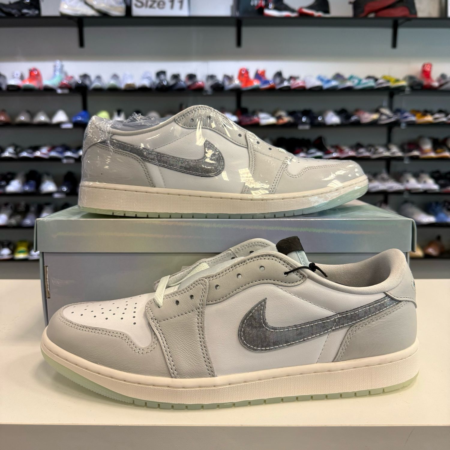 NEW AIR JORDAN 1 RETRO LOW OG YEAR OF THE SNAKE (2025) (SX)