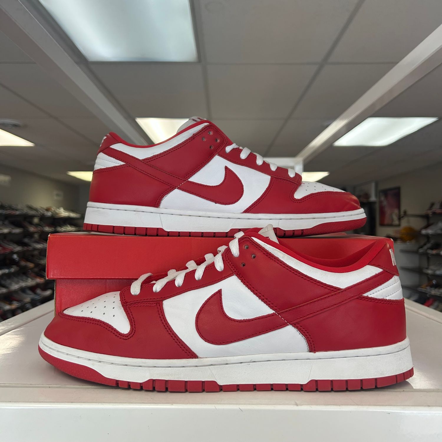 PO NIKE DUNK LOW SP ST.JOHN SIZE 12.5