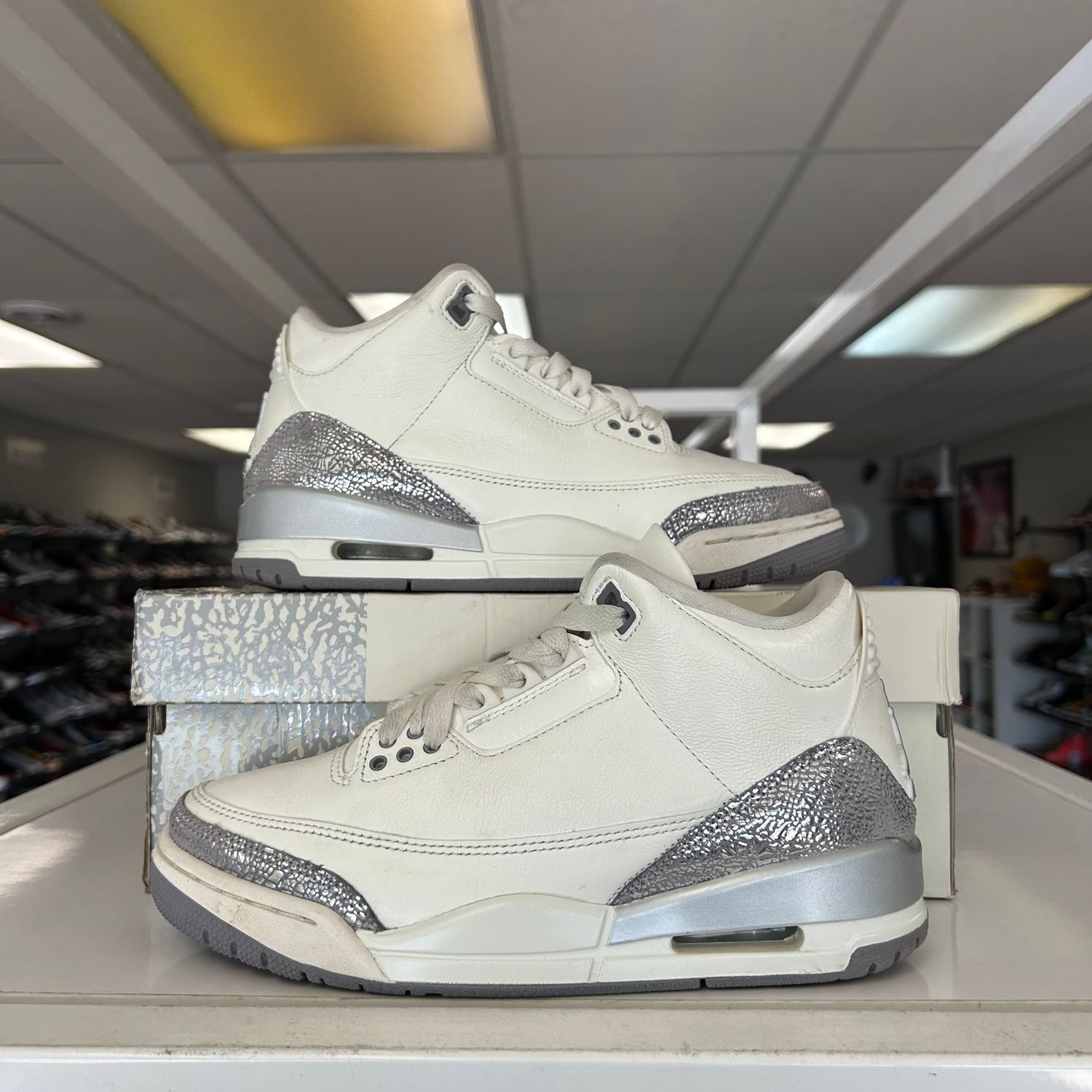 PO AIR JORDAN 3 RETRO SAIL CEMENT GREY (WOMENS) SIZE 7W