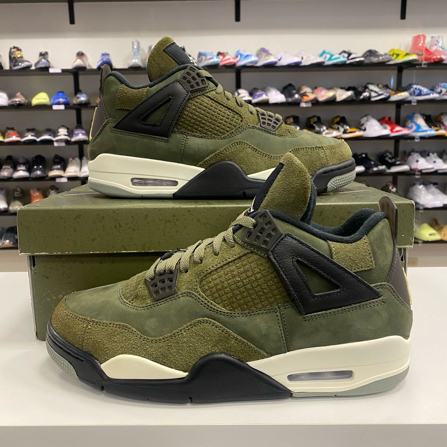 PO2 AIR JORDAN 4 CRAFT MEDIUM OLIVE SIZE 10