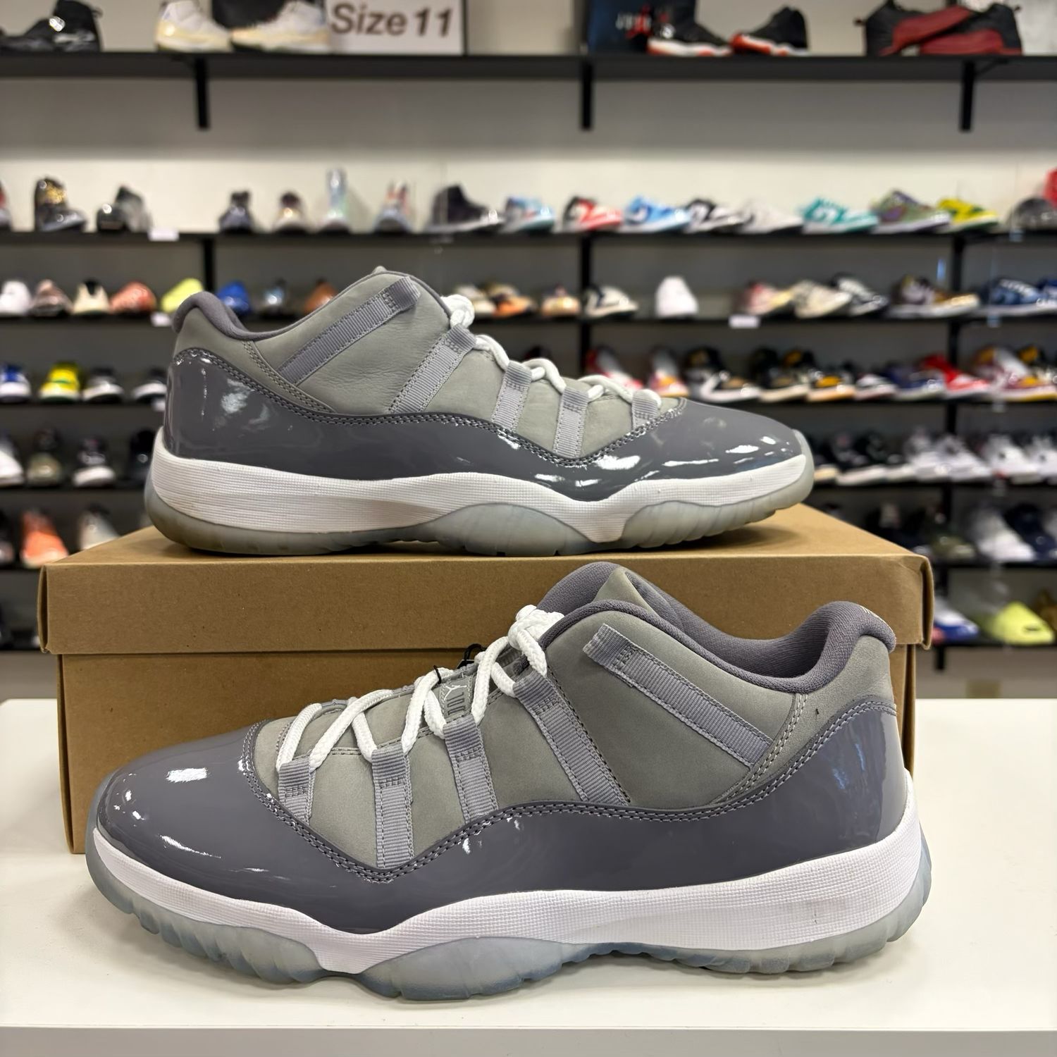 PO NB AIR JORDAN 11 LOW COOL GREY SIZE 11