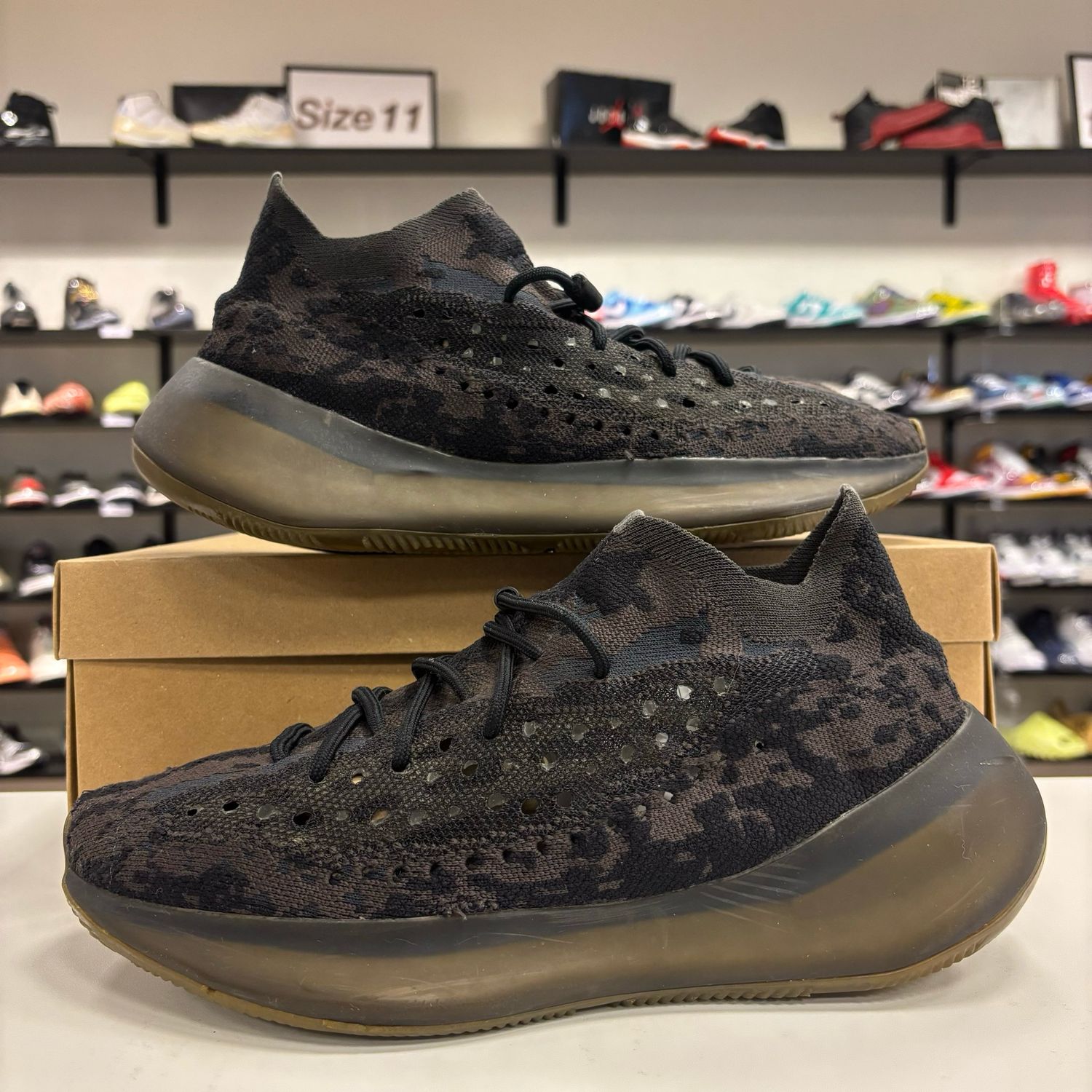 PO NB ADIDAS YEEZY 380 ONYX SIZE 12