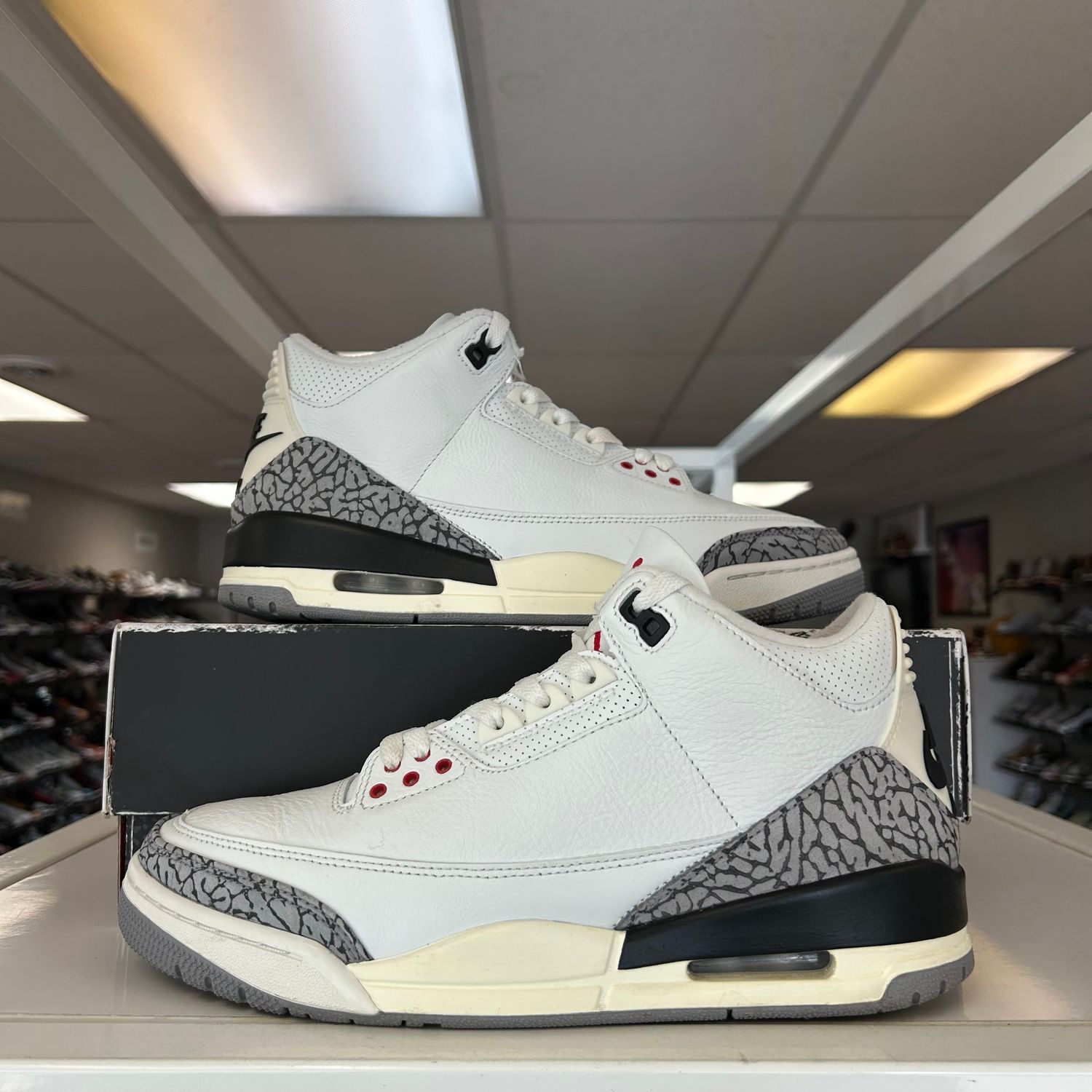 PO2 AIR JORDAN 3 WHITE CEMENT REIMAGINED SIZE 9.5