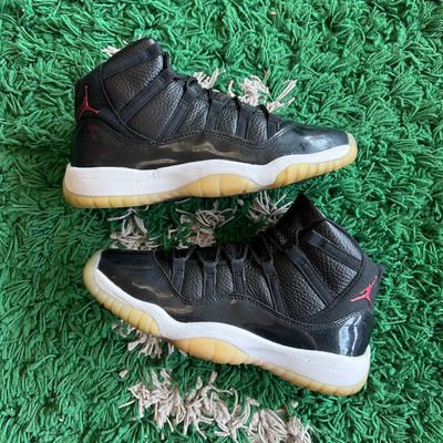 PO AIR JORDAN 11 72-10 SX SIZE 7Y