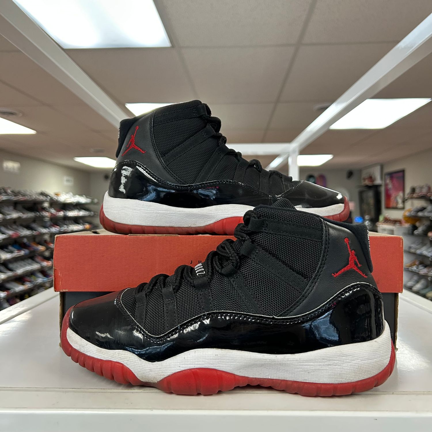 PO2 AIR JORDAN 11 RETRO PLAYOFF BRED (2019) (GS) SIZE 7Y