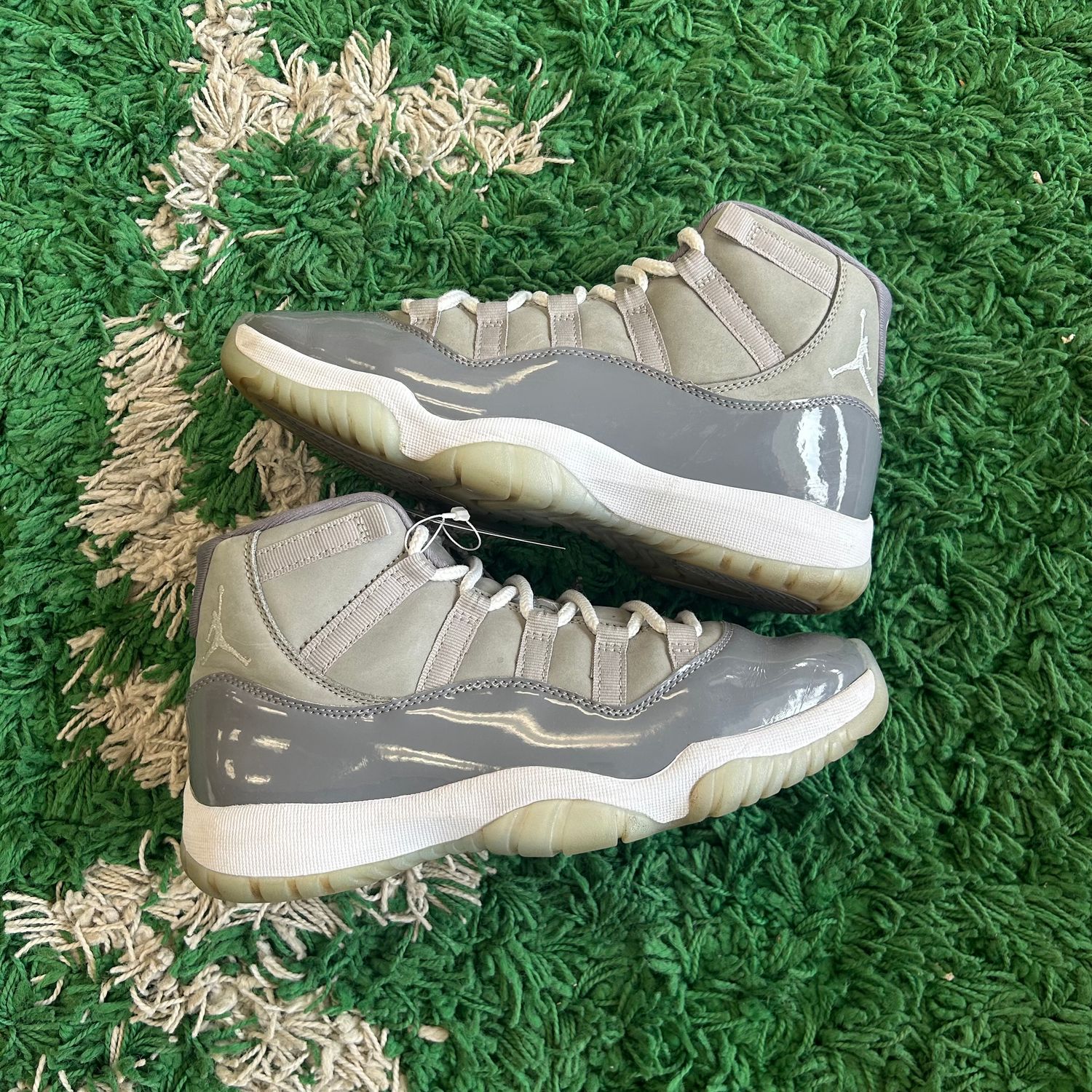 PO NB AIR JORDAN 11 COOL GREY SIZE 8