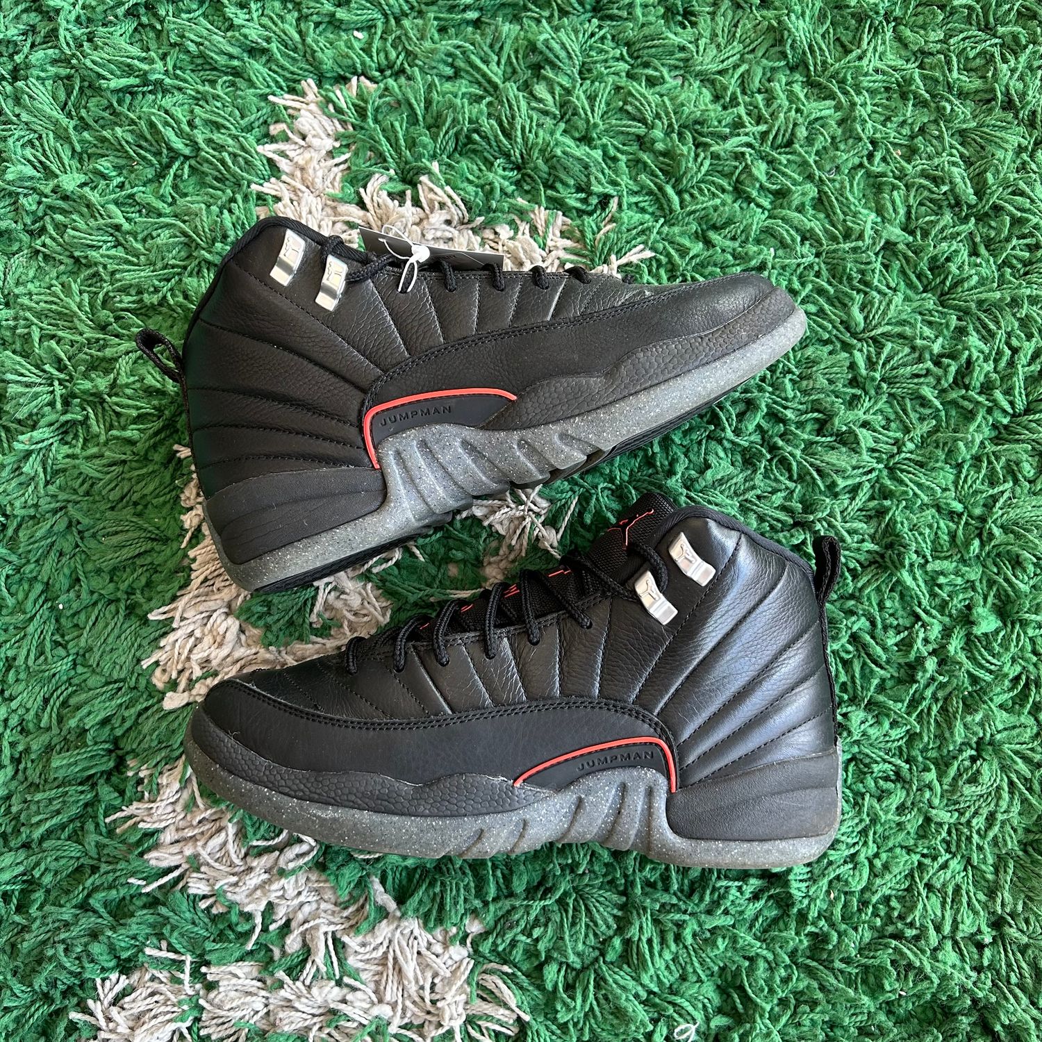 PO NB AIR JORDAN 12 UTILITY SIZE 7Y