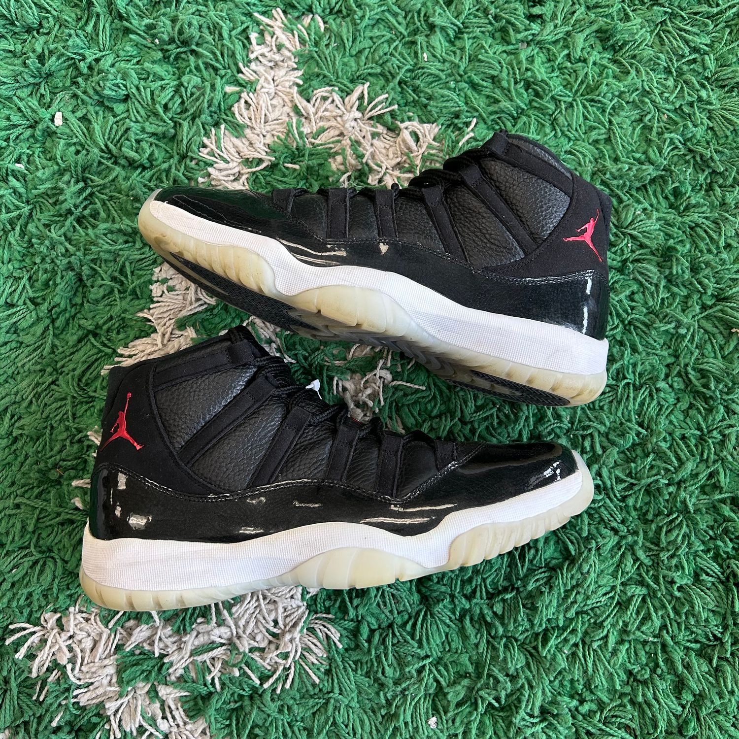 PO NB AIR JORDAN 11 72-10 EB SIZE 11