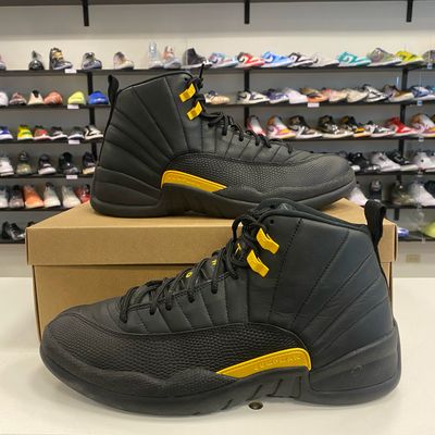 PO NB AIR JORDAN 12 BLACK TAXI SIZE 12