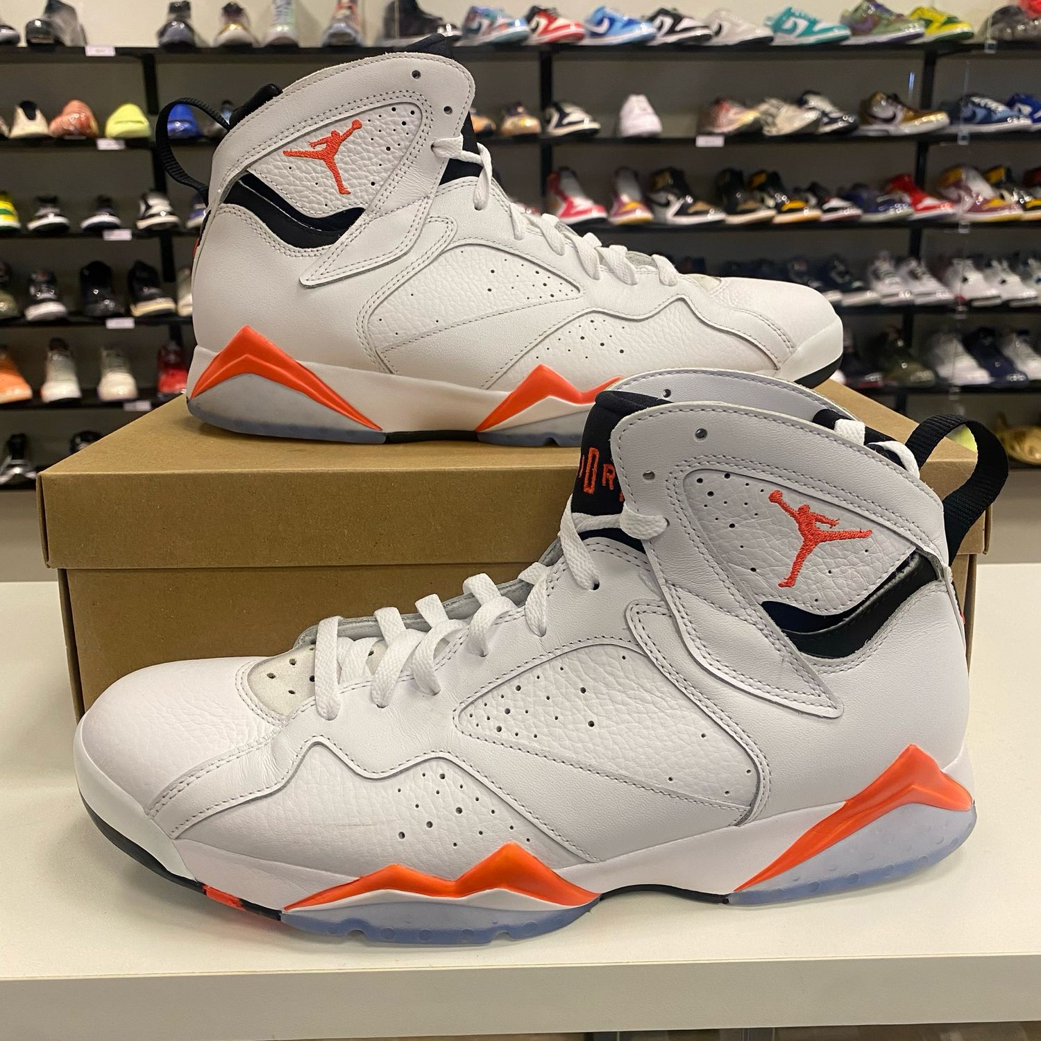 PO NB 2  AIR JORDAN 7 WHITE INFRARED SIZE 12