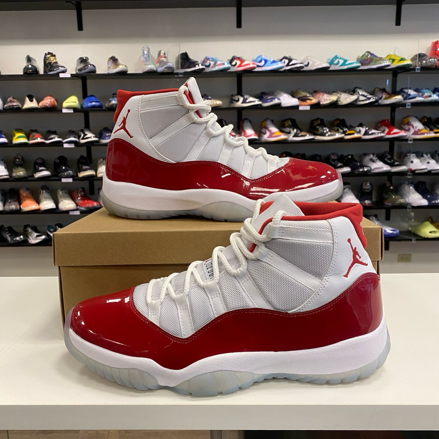 PO NB AIR JORDAN 11 CHERRY SIZE 13
