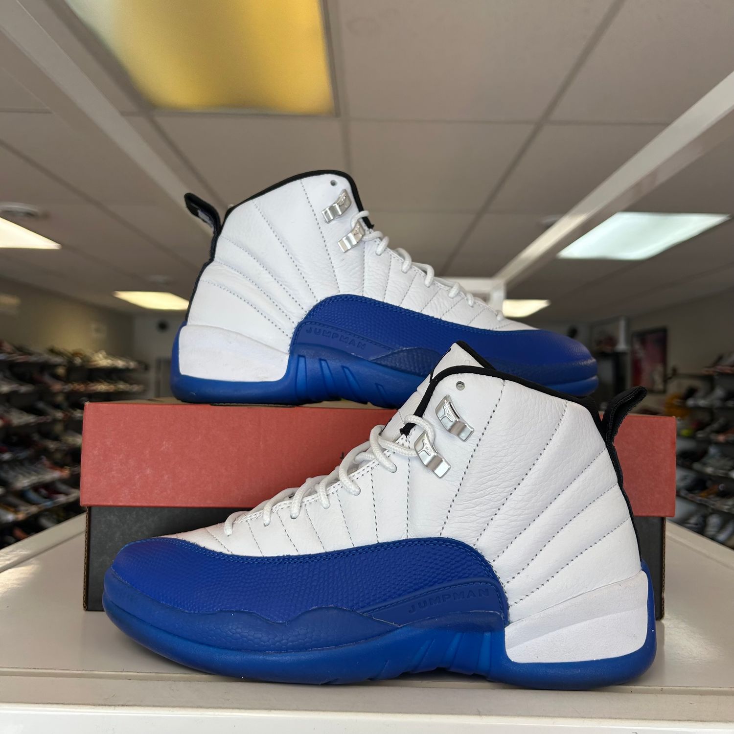PO AIR JORDAN 12 BLUEBERRY SIZE 7.5