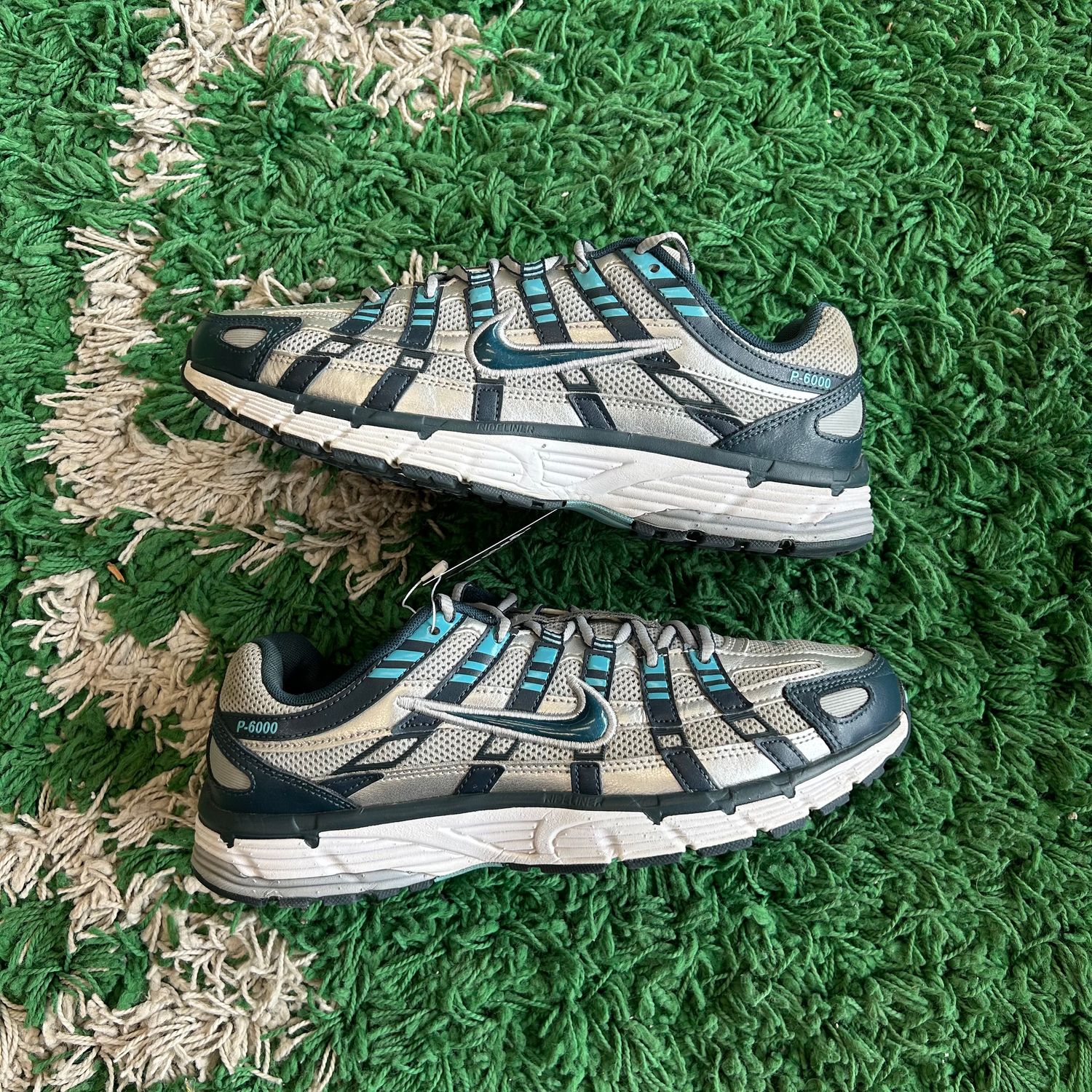 PO NB NIKE P-6000 ARMORY NAVY FLAT SILVER SIZE 9