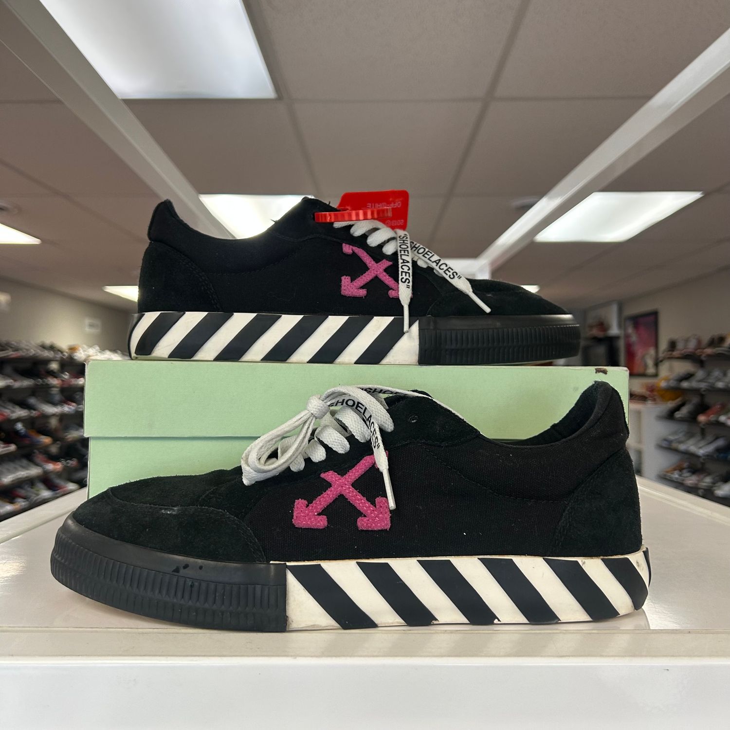 PO OFF-WHITE VULC SNEAKER BLACK FUCHSIA SIZE EU45/US11