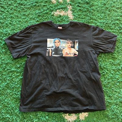 PO SUPREME NAN GOLDIN MISTY AND JIMMY PAULETTE TEE BLACK SIZE XL