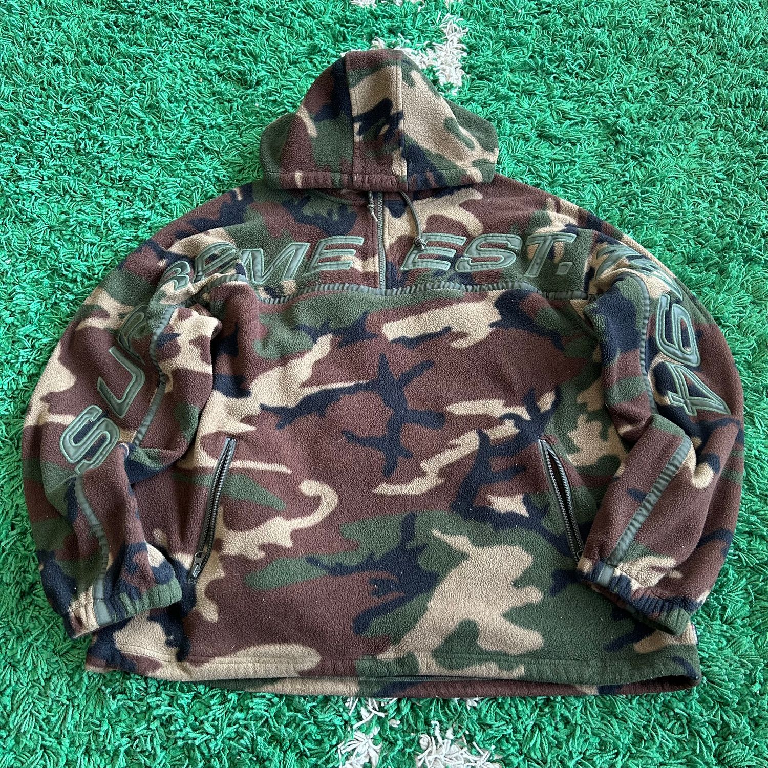 PO SUPREME POLARTEC HALF ZIP HOODIE WOODLAND CAMO SIZE L