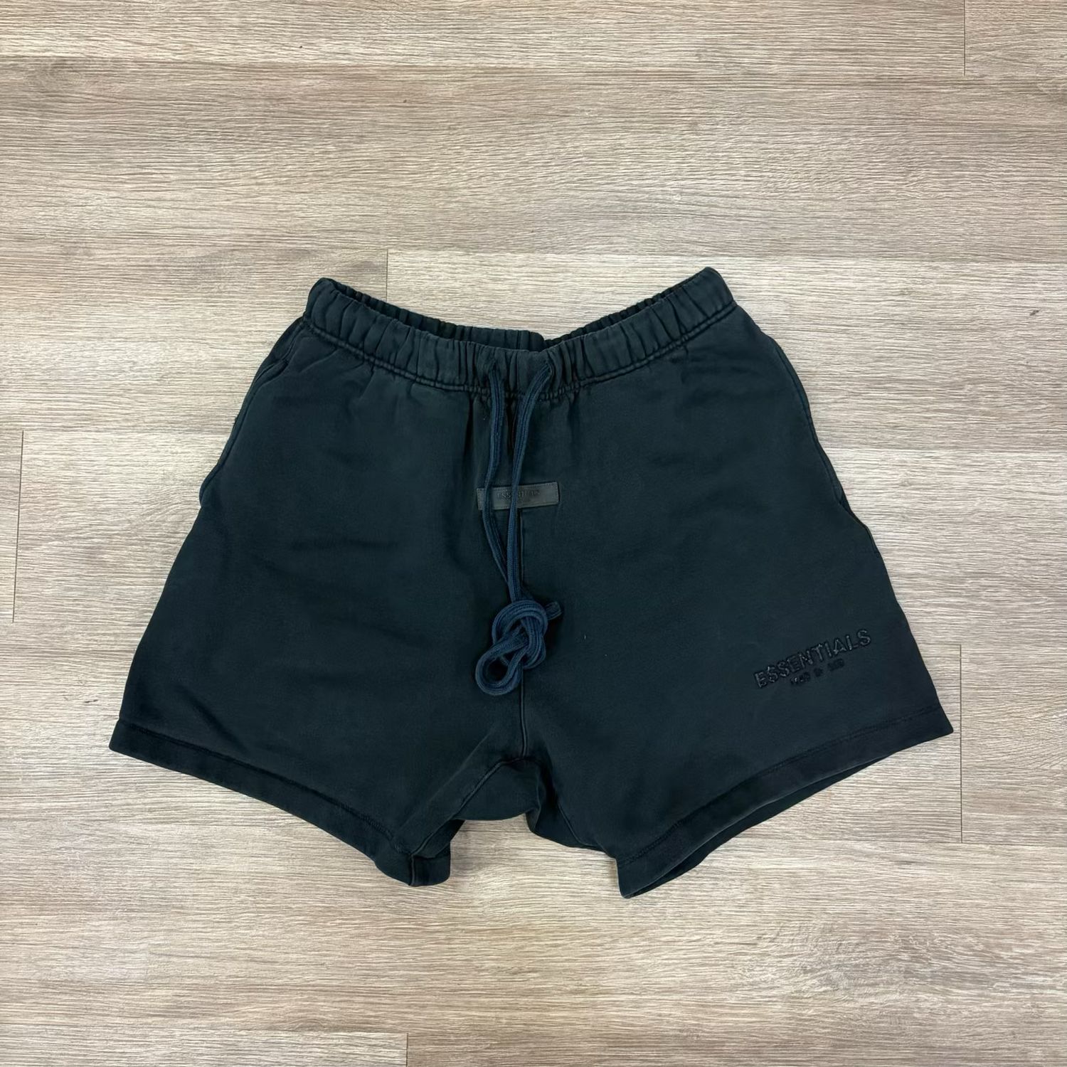 PO ESSENTIALS SOCCER FLEECE SHORTS STRETCH LIMO SIZE M