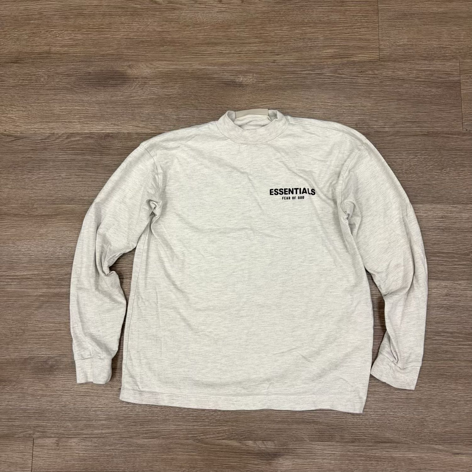 PO FEAR OF GOD ESSENTIALS LIGHT OATMEAL LONGSLEEVE SIZE 10