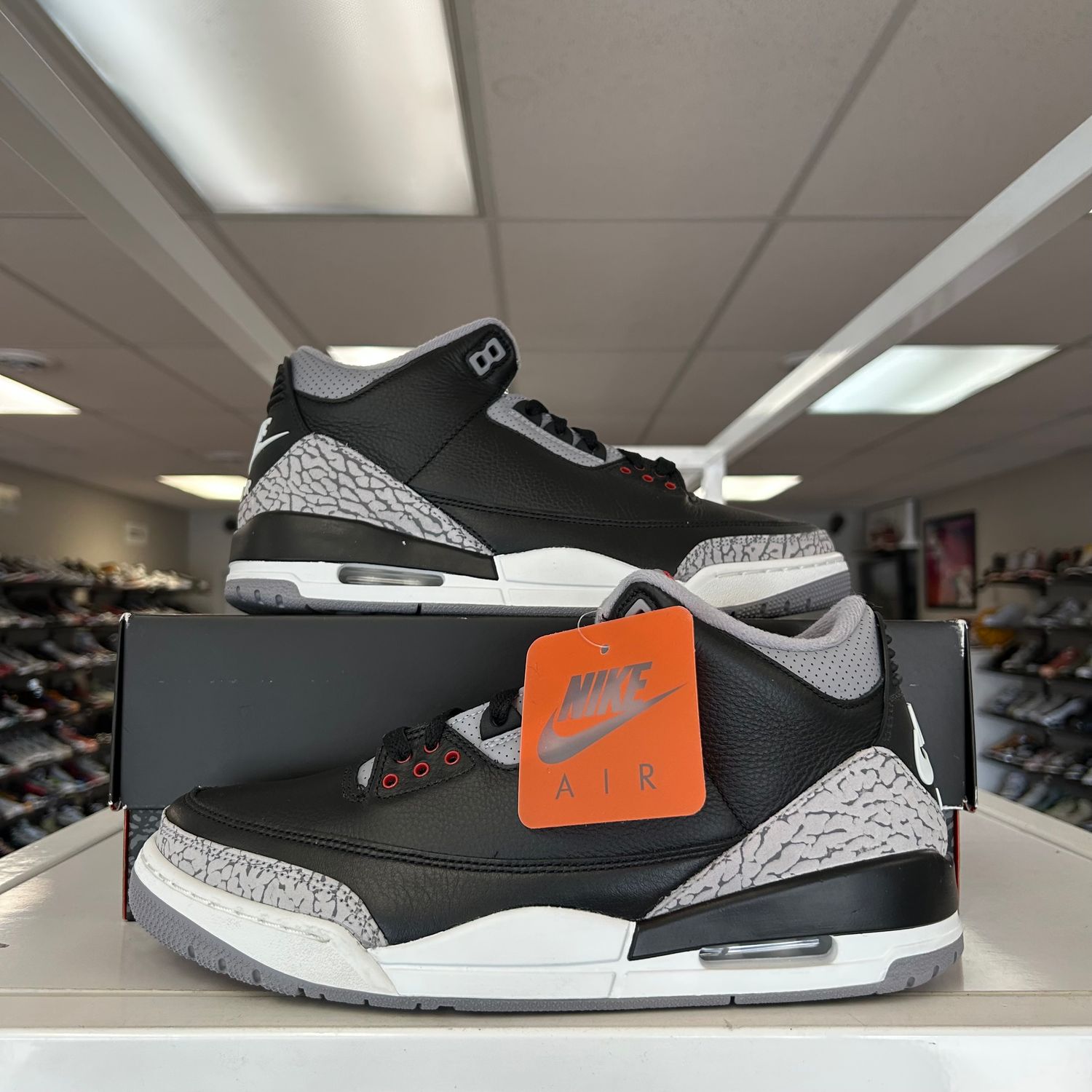 PO5 AIR JORDAN 3 BLACK CEMENT (2025) SIZE 10.5
