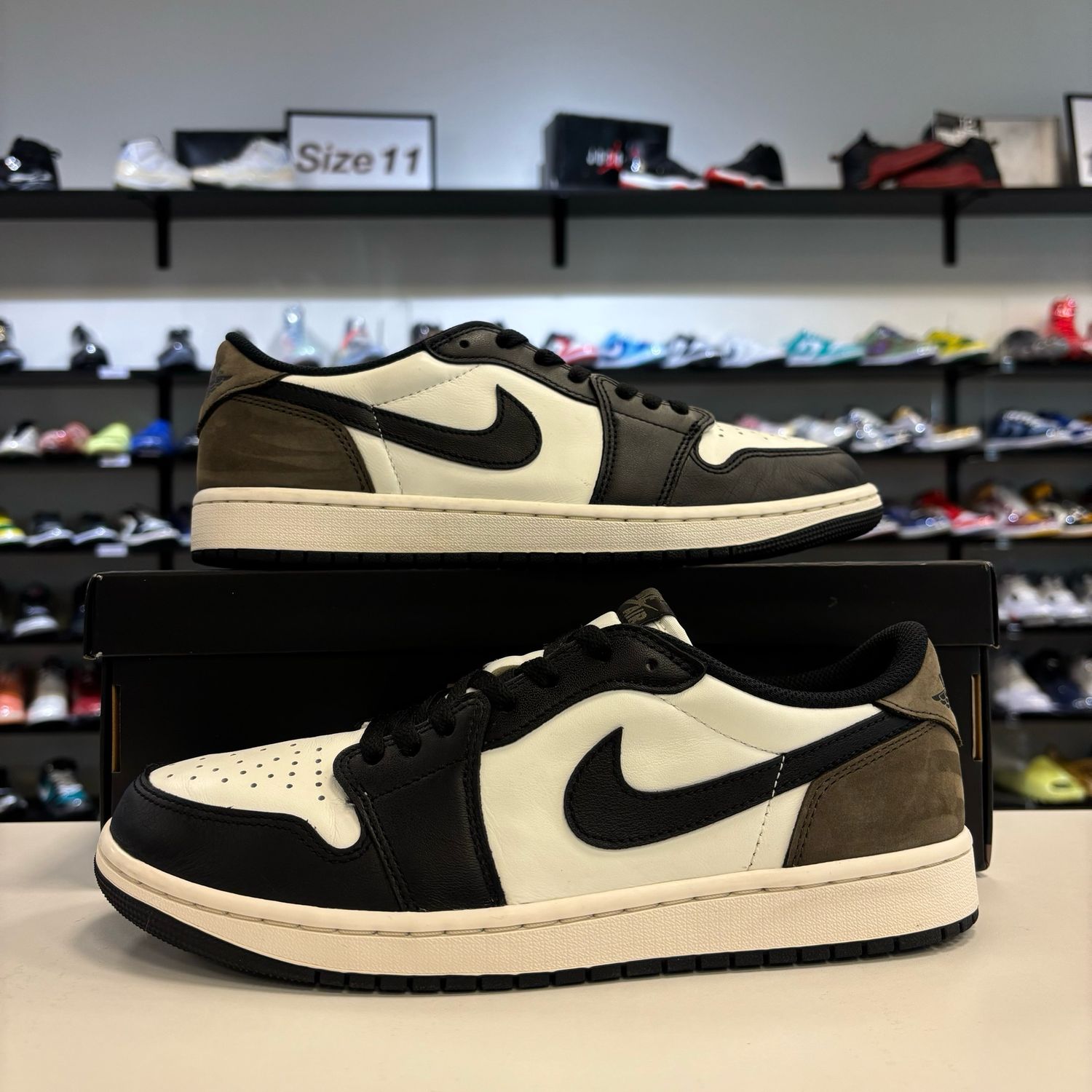 PO AIR JORDAN 1 LOW MOCHA SIZE 10