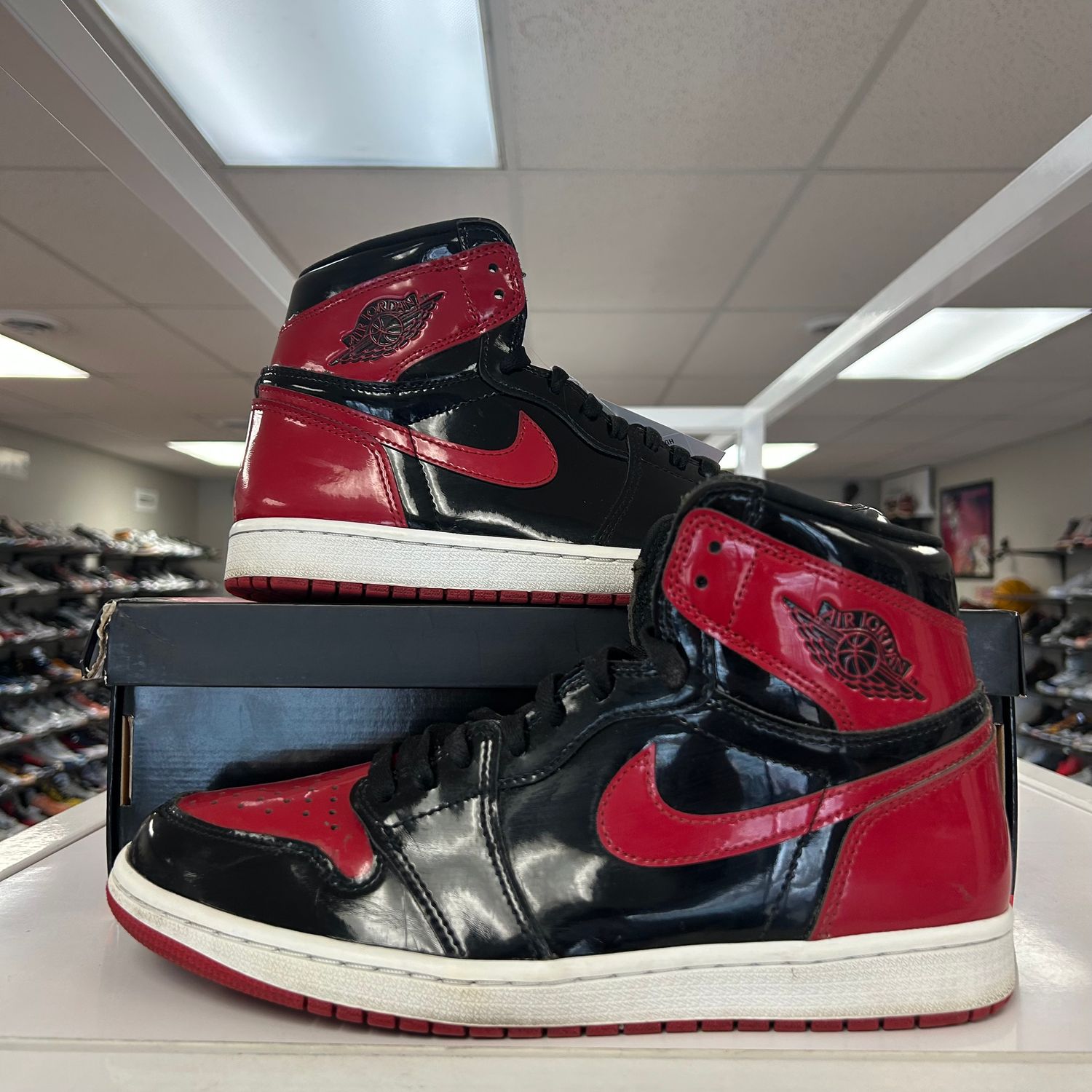 PO AIR JORDAN 1 RETRO HIGH OG PATENT BRED SIZE 10
