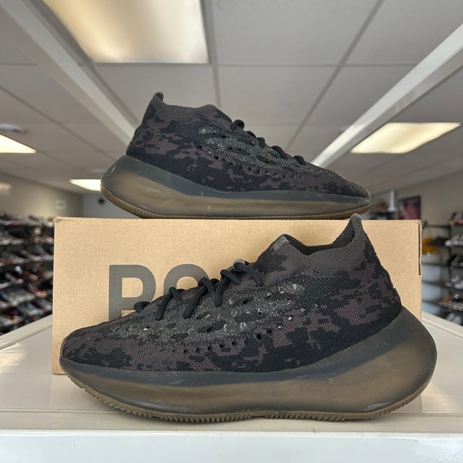 PO (NO-INSOLES) ADIDAS YEEZY 380 ONYX EB SIZE 7.5