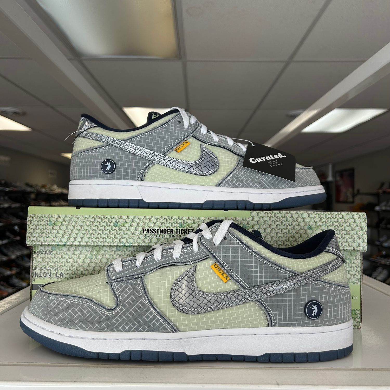 PO NIKE DUNK LOW UNION PASSPORT PACK PISTACHIO EB SIZE 13