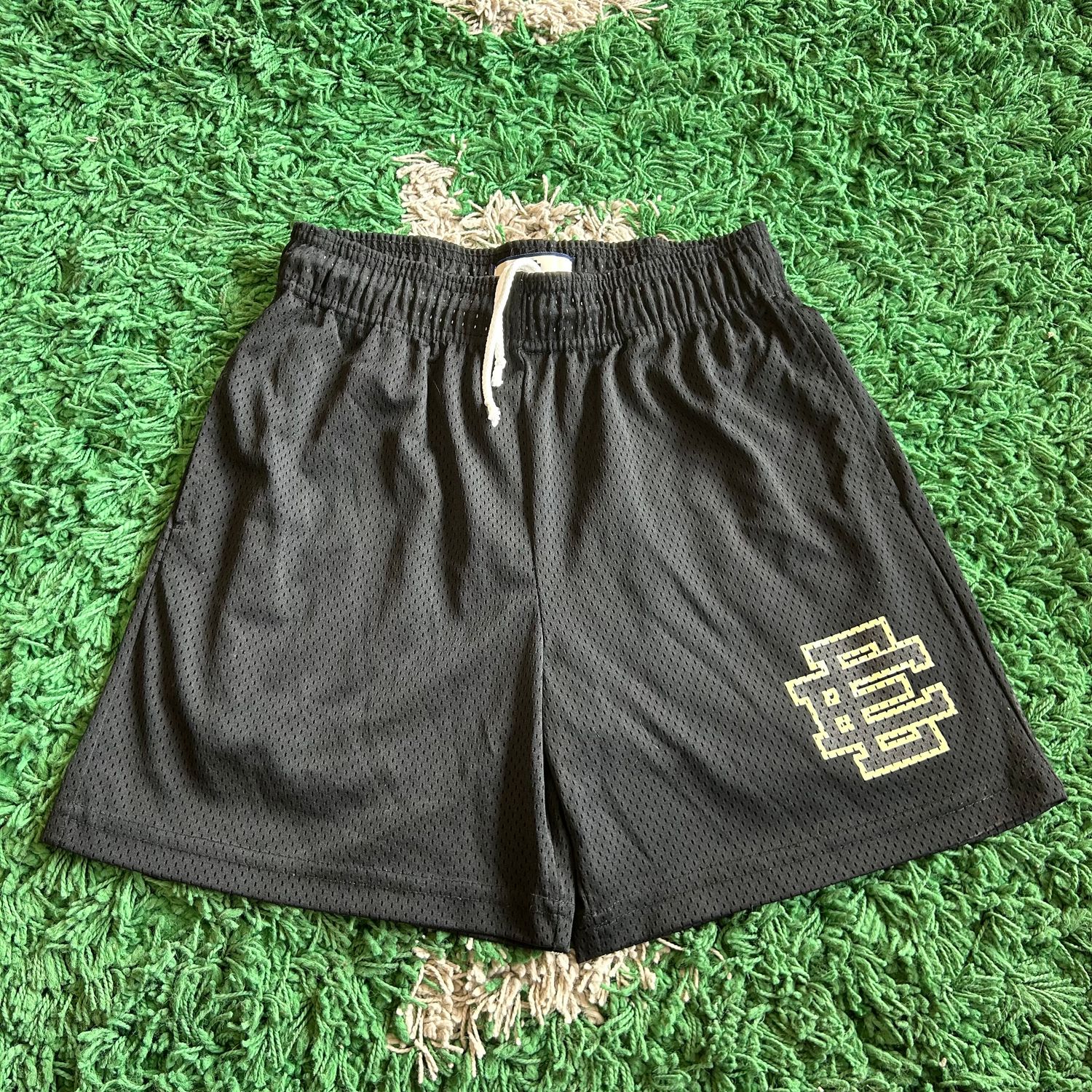 PO ERIC EMANUEL EE BASIC/CORE SHORT BLACK SIZE SMALL