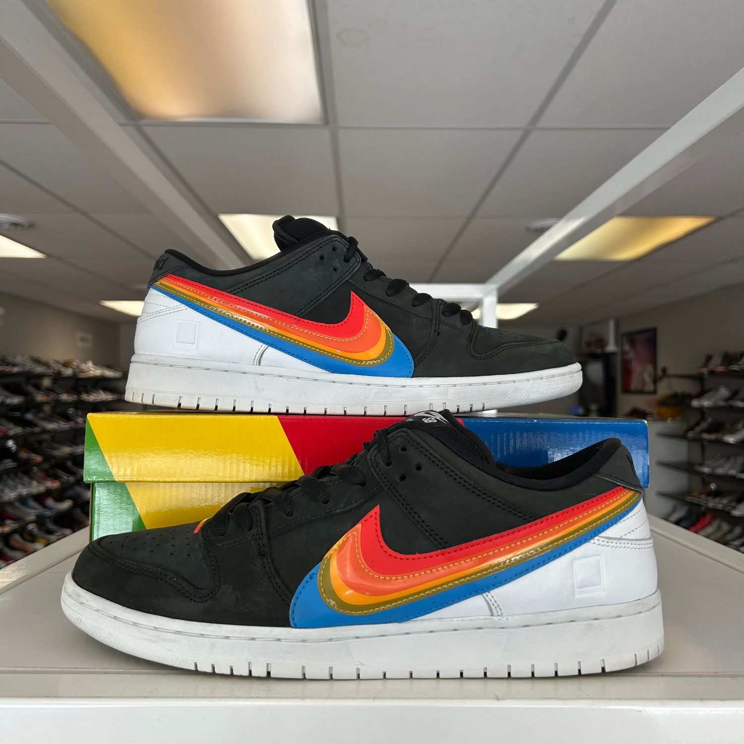 PO NIKE SB DUNK LOW POLAROID SIZE 13