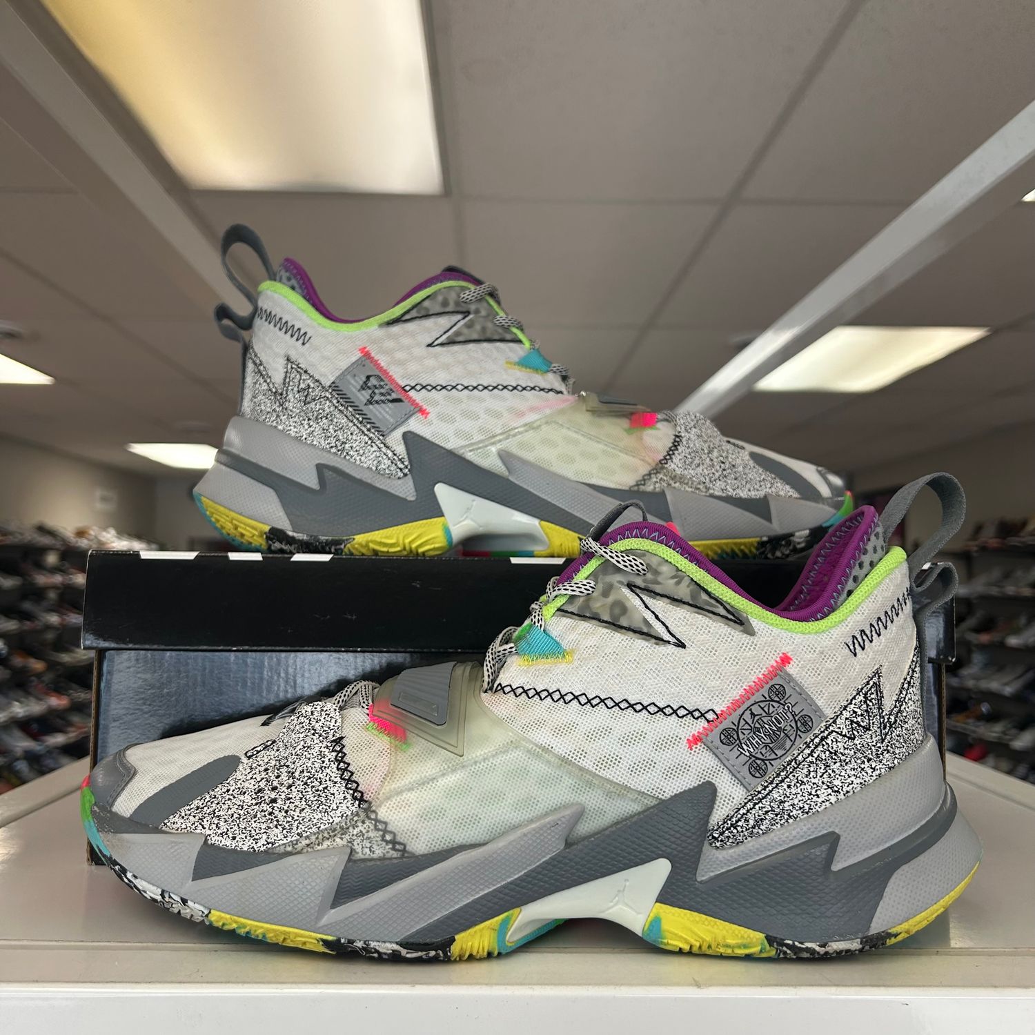 PO AIR JORDAN WHY NOT ZER0.3 SER0 NOISE SIZE 12
