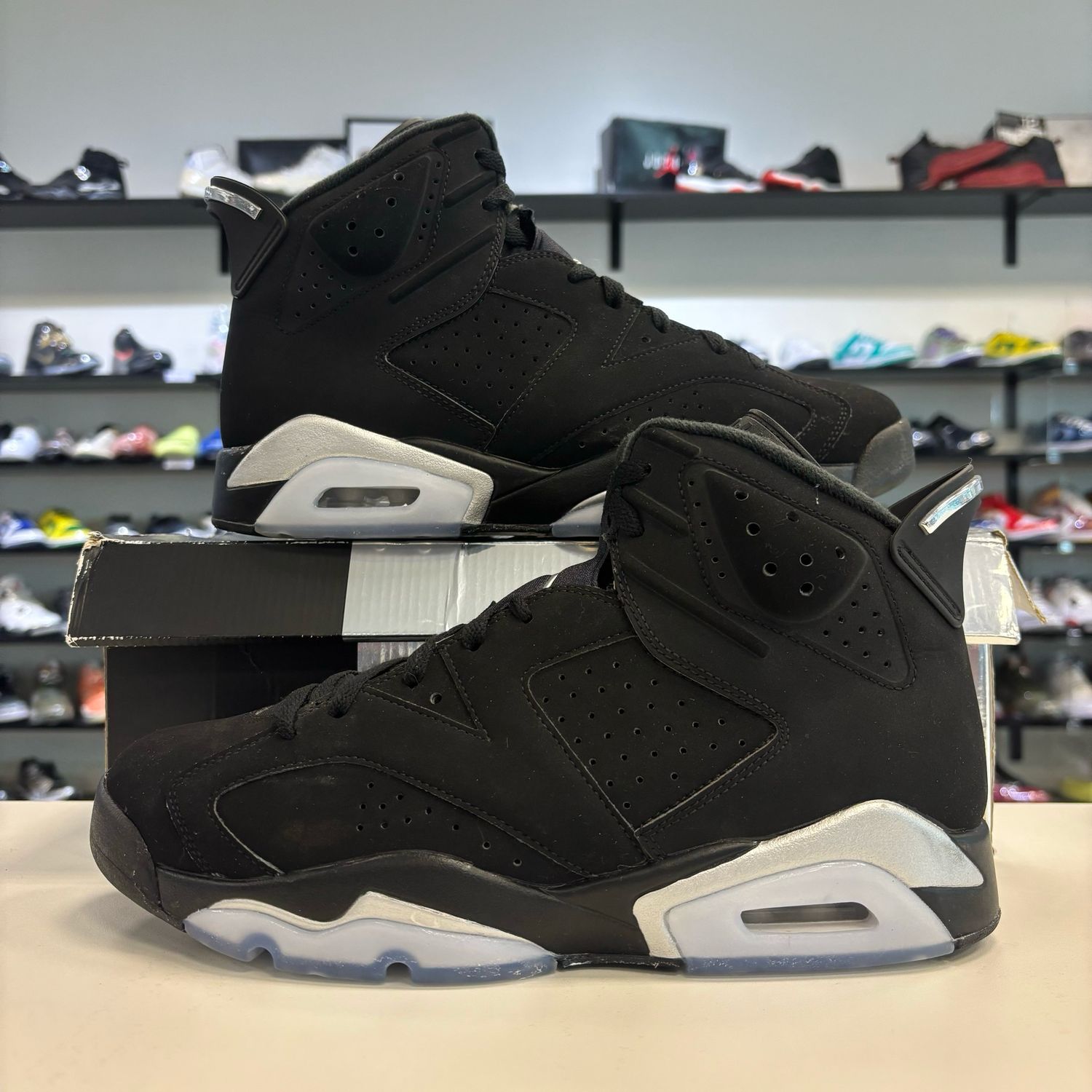 PO AIR JORDAN 6 RETRO CHROME SIZE 10