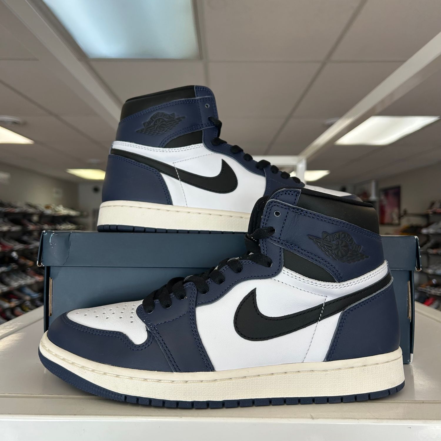 PO AIR JORDAN 1 RETRO HIGH OG MIDNIGHT NAVY SIZE 9.5