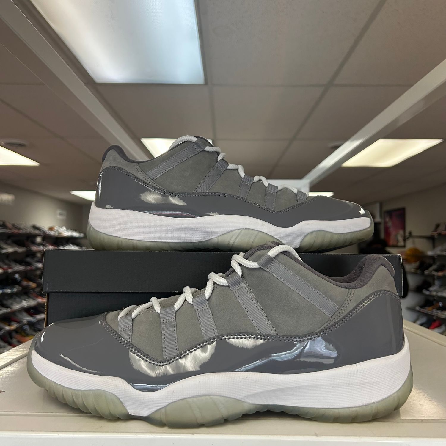 PO AIR JORDAN 11 RETRO LOW COOL GREY SIZE 13